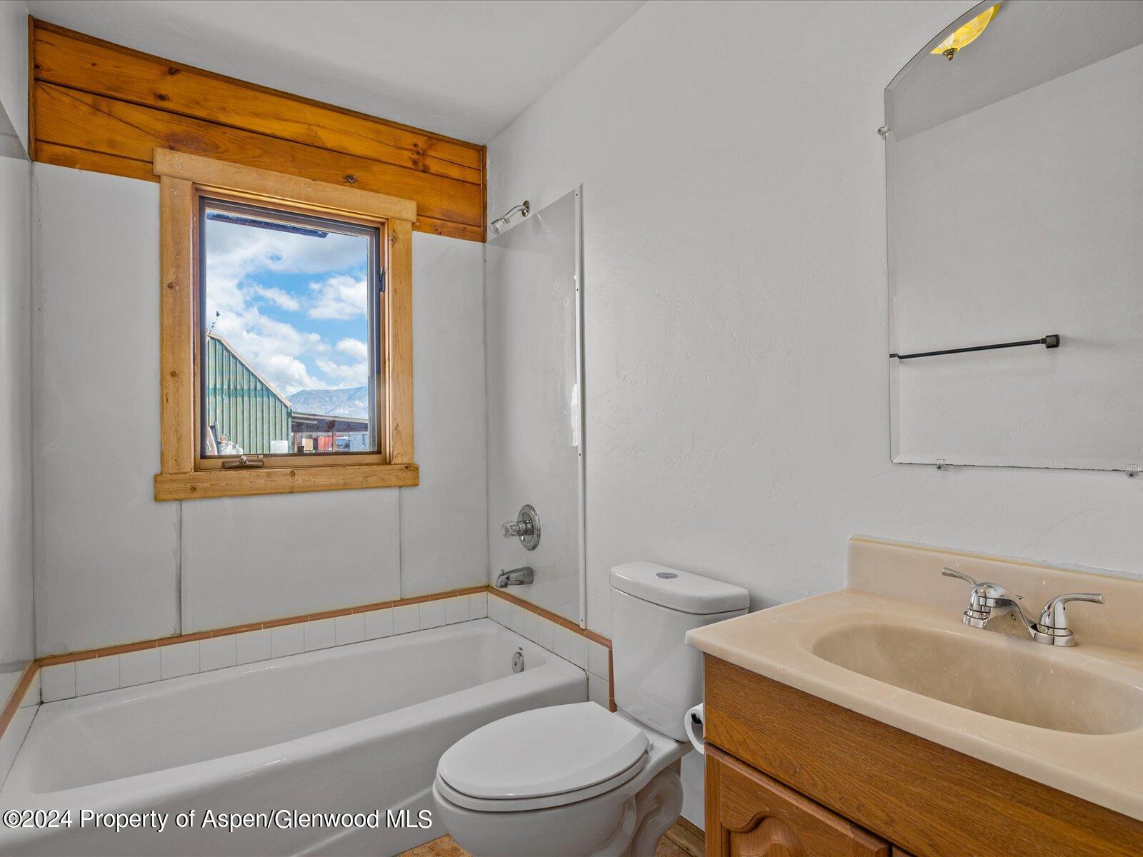 5411 County Road 346 Silt CO 81652