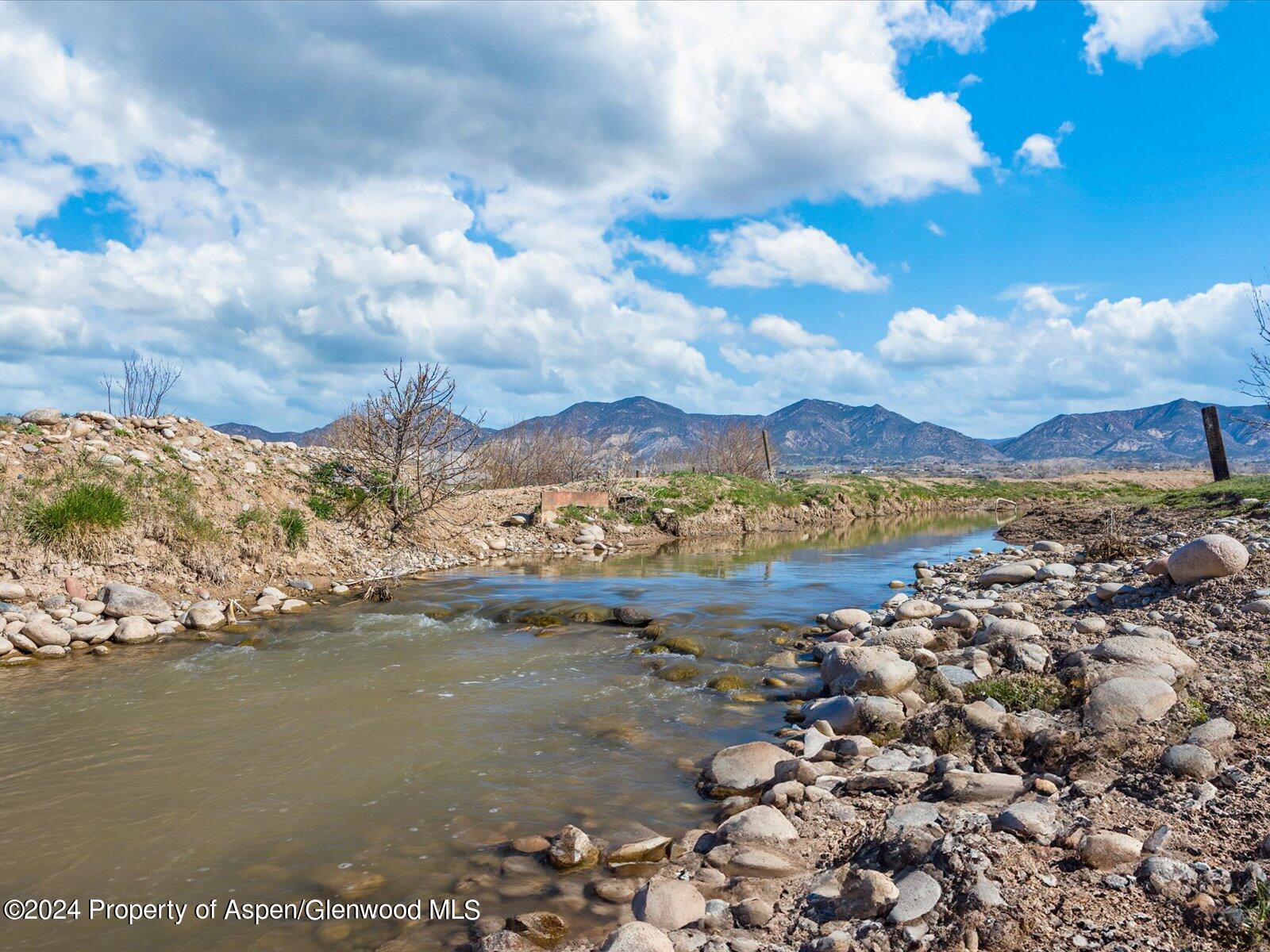 5411 County Road 346 Silt CO 81652