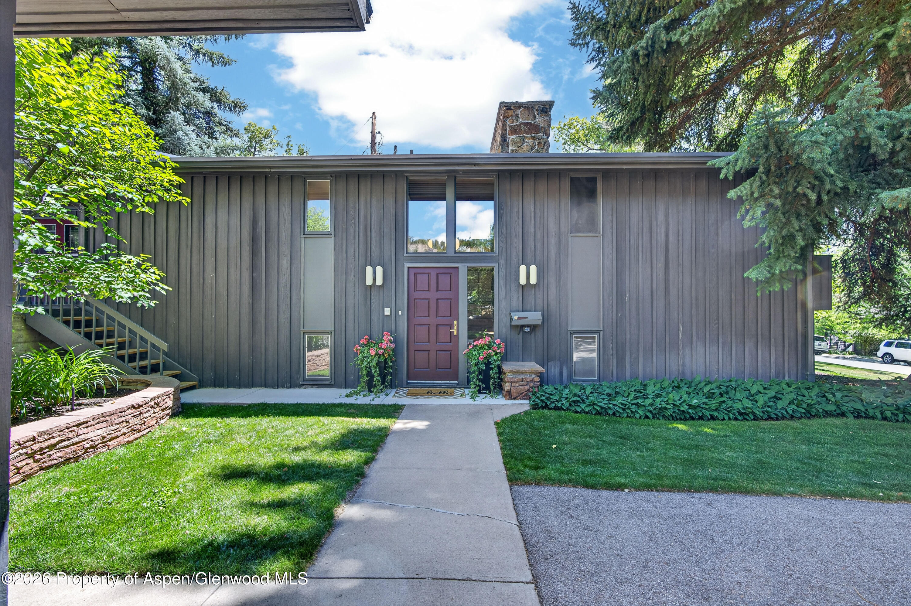 Glenwood Springs CO, 1622 Bennett Avenue