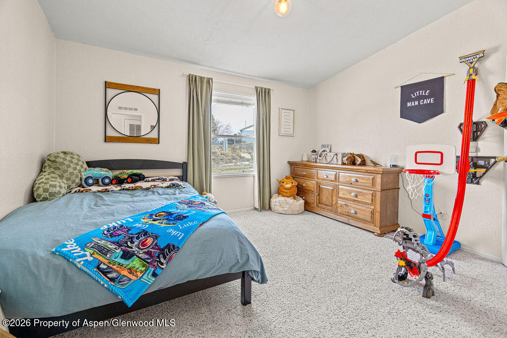 952 E 11th Street Craig CO 81625