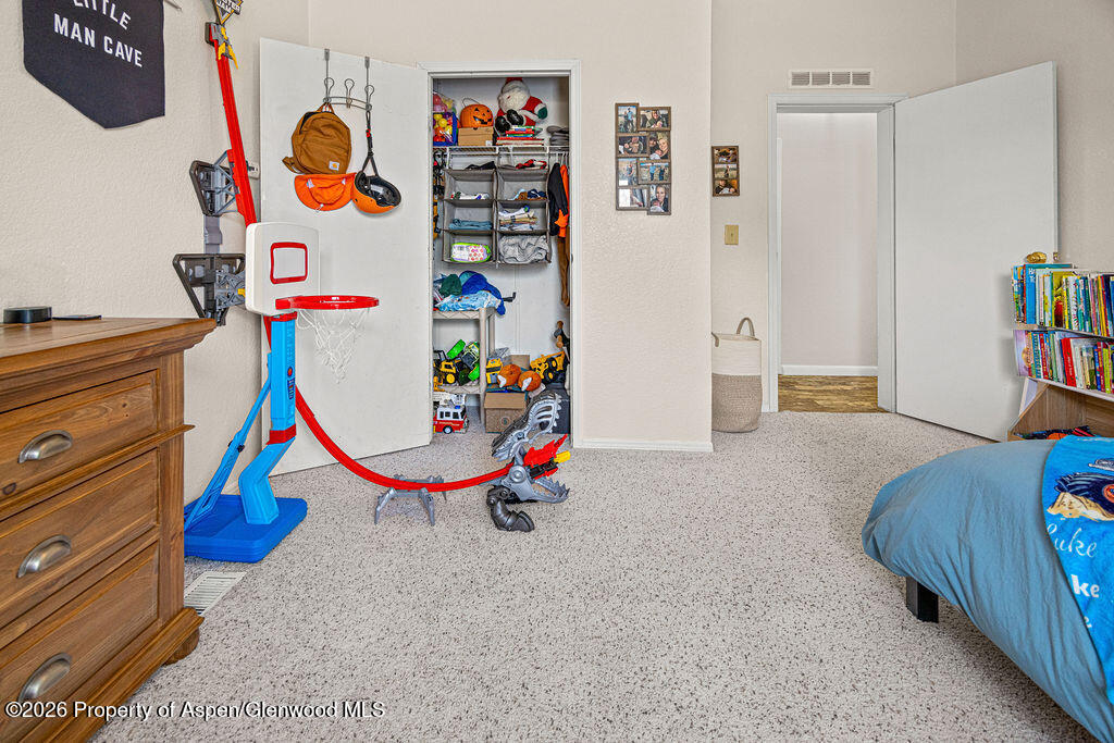 952 E 11th Street Craig CO 81625