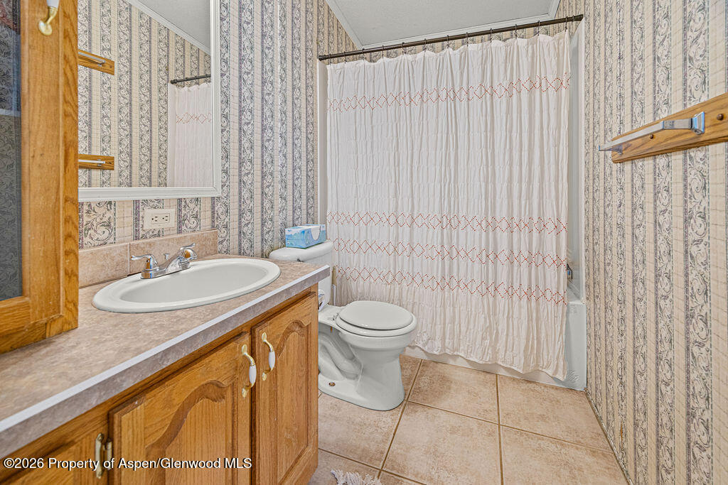 952 E 11th Street Craig CO 81625