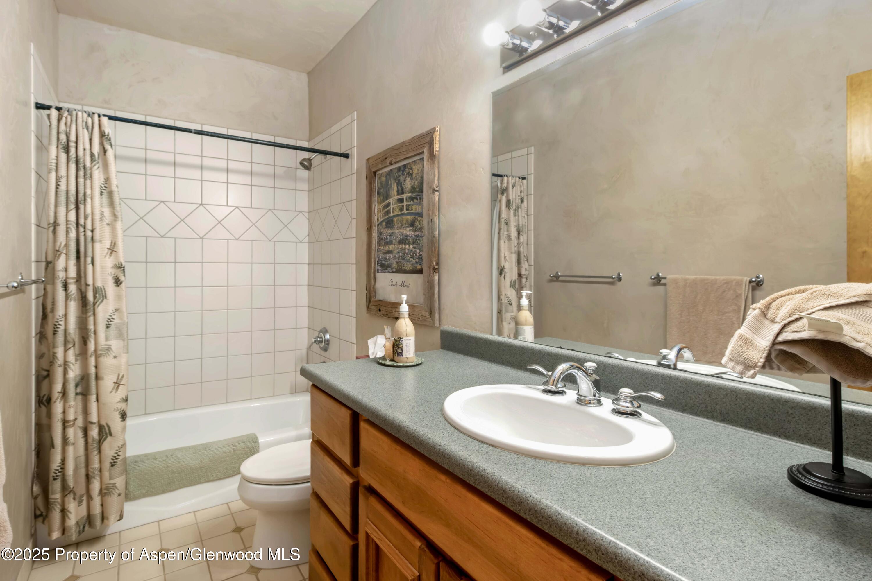 2687 Fairview Heights Court Rifle CO 81650