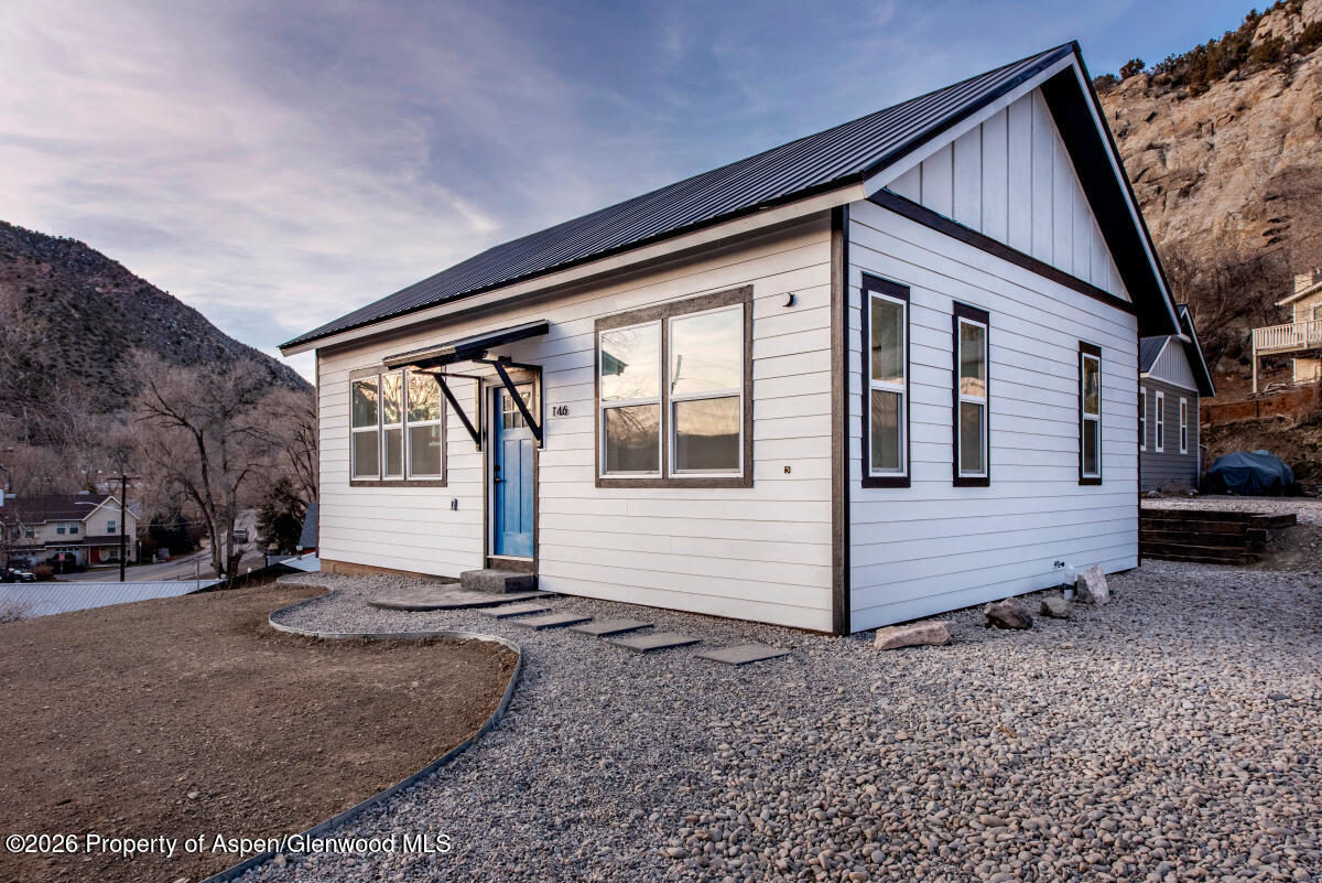 New Castle CO, 146 N 7th Street