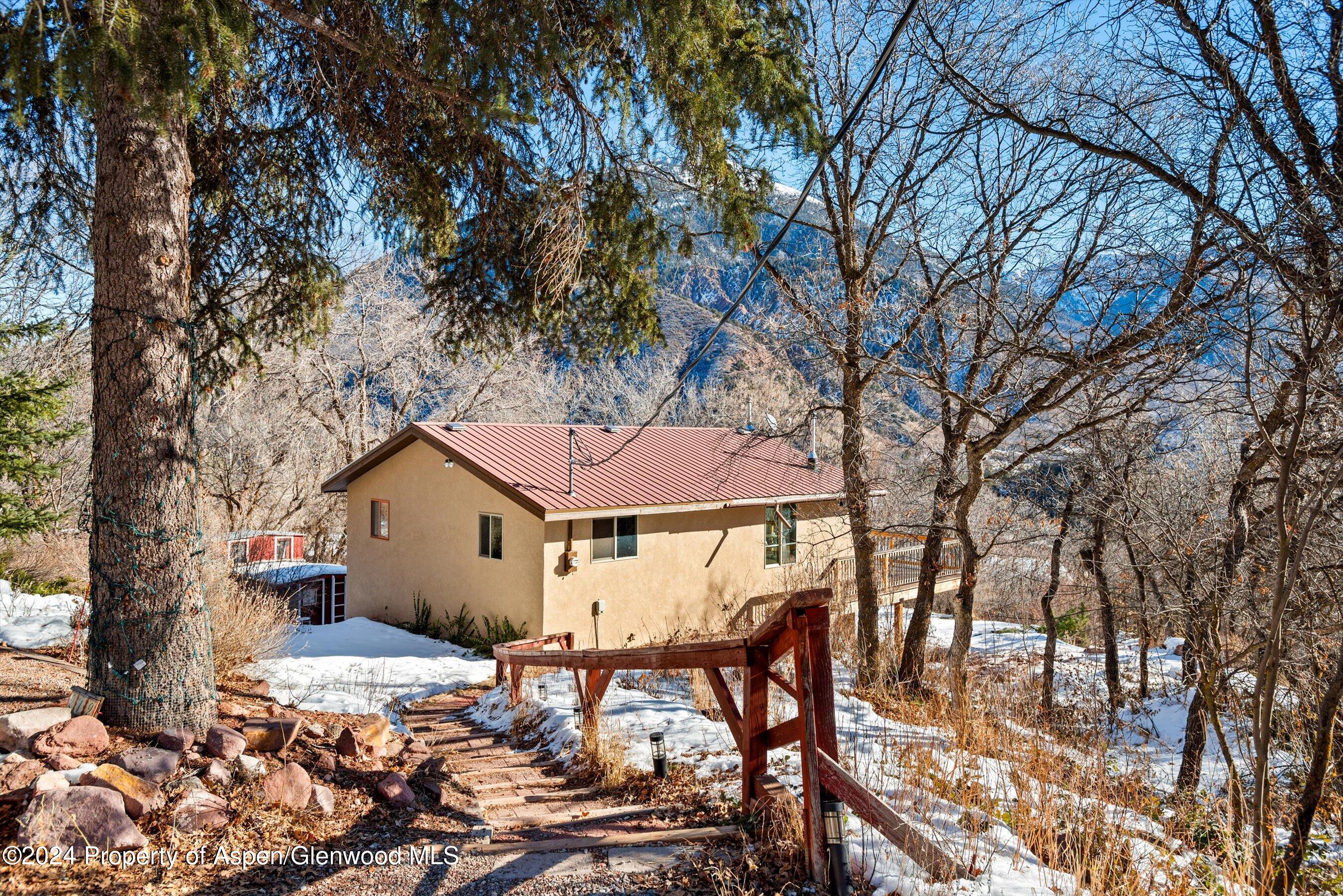 212 Cherokee Lane Carbondale CO 81623