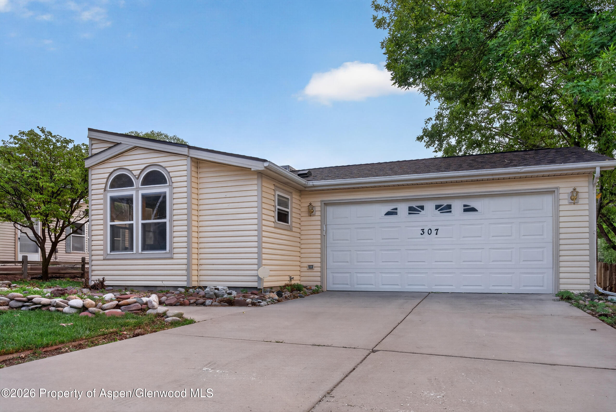 307 E Tamarack Circle Parachute CO 81635