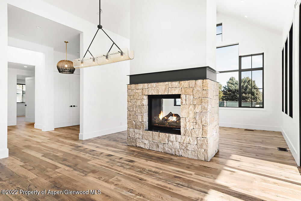 807 Perry Ridge Carbondale CO 81623