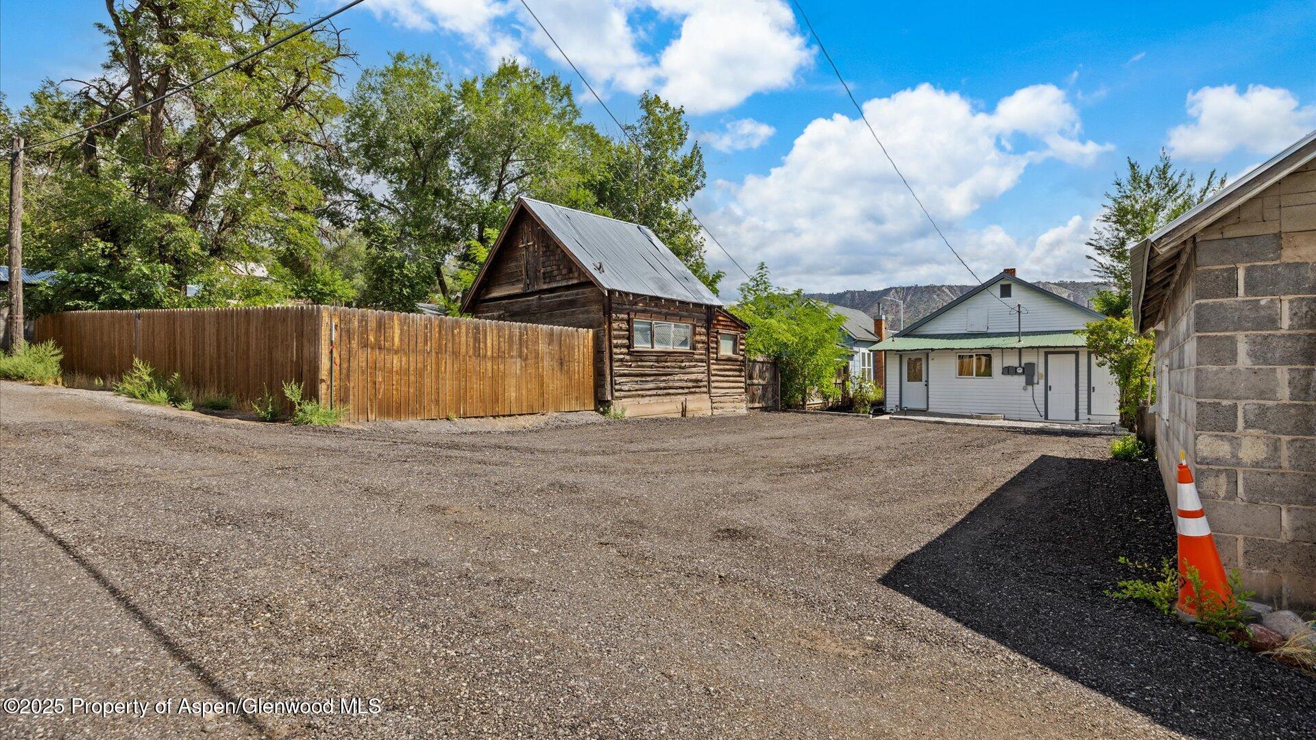 216 E 1st Street Rifle CO 81650