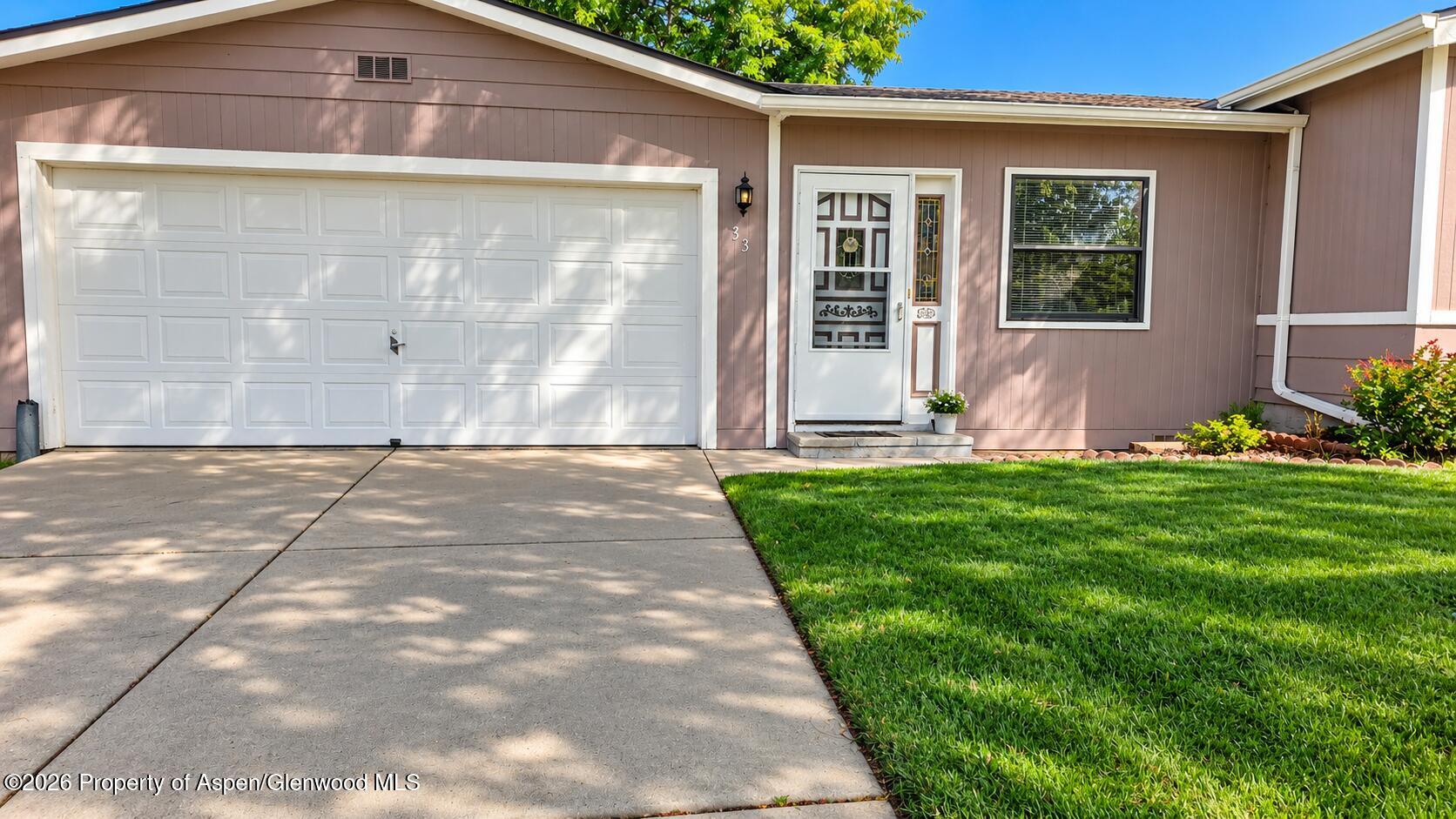 33 W Tamarack Circle Parachute CO 81635