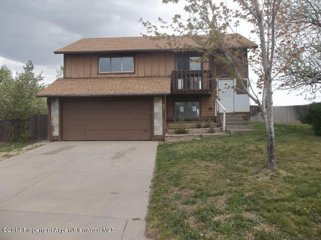 53 Aspen Way Parachute CO 81635