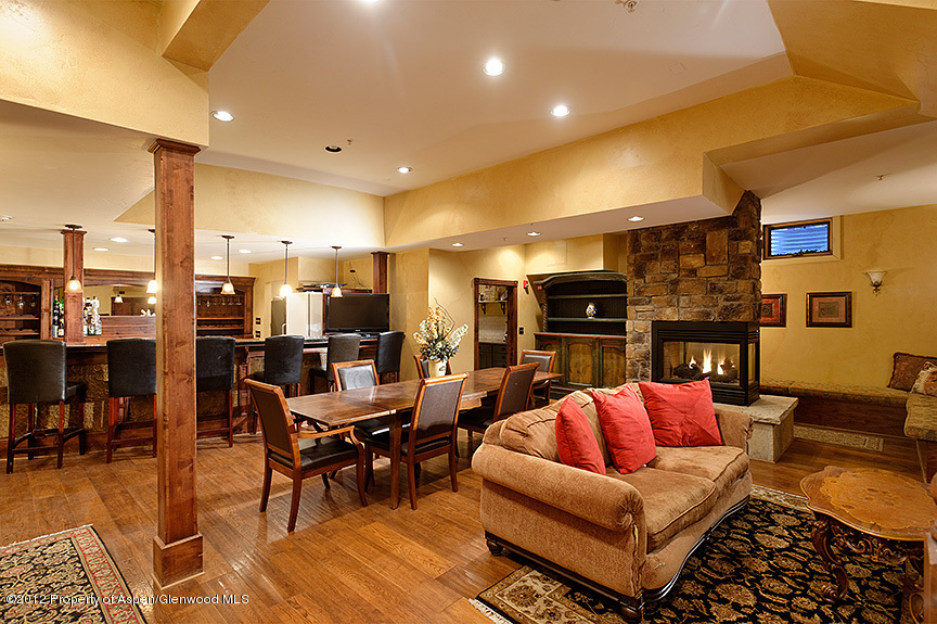 118 E Cooper Avenue Aspen CO 81611
