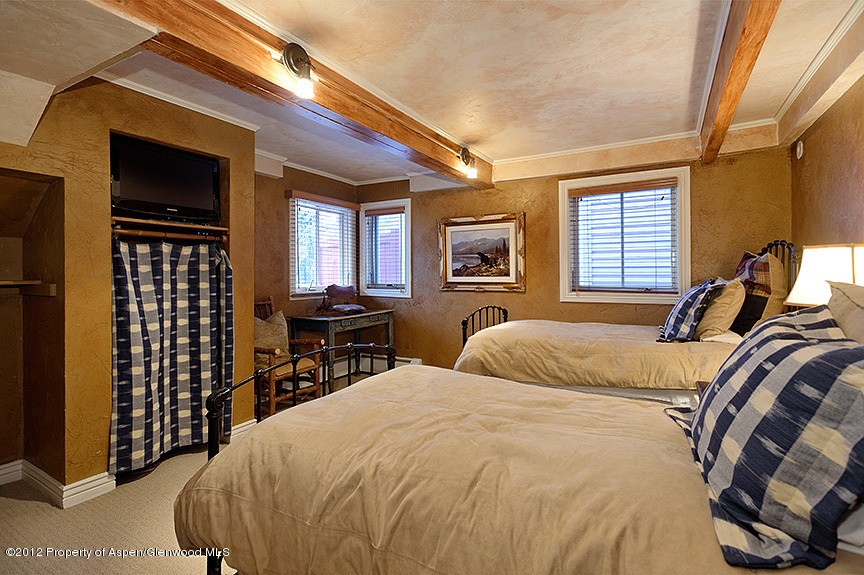 118 E Cooper Avenue Aspen CO 81611