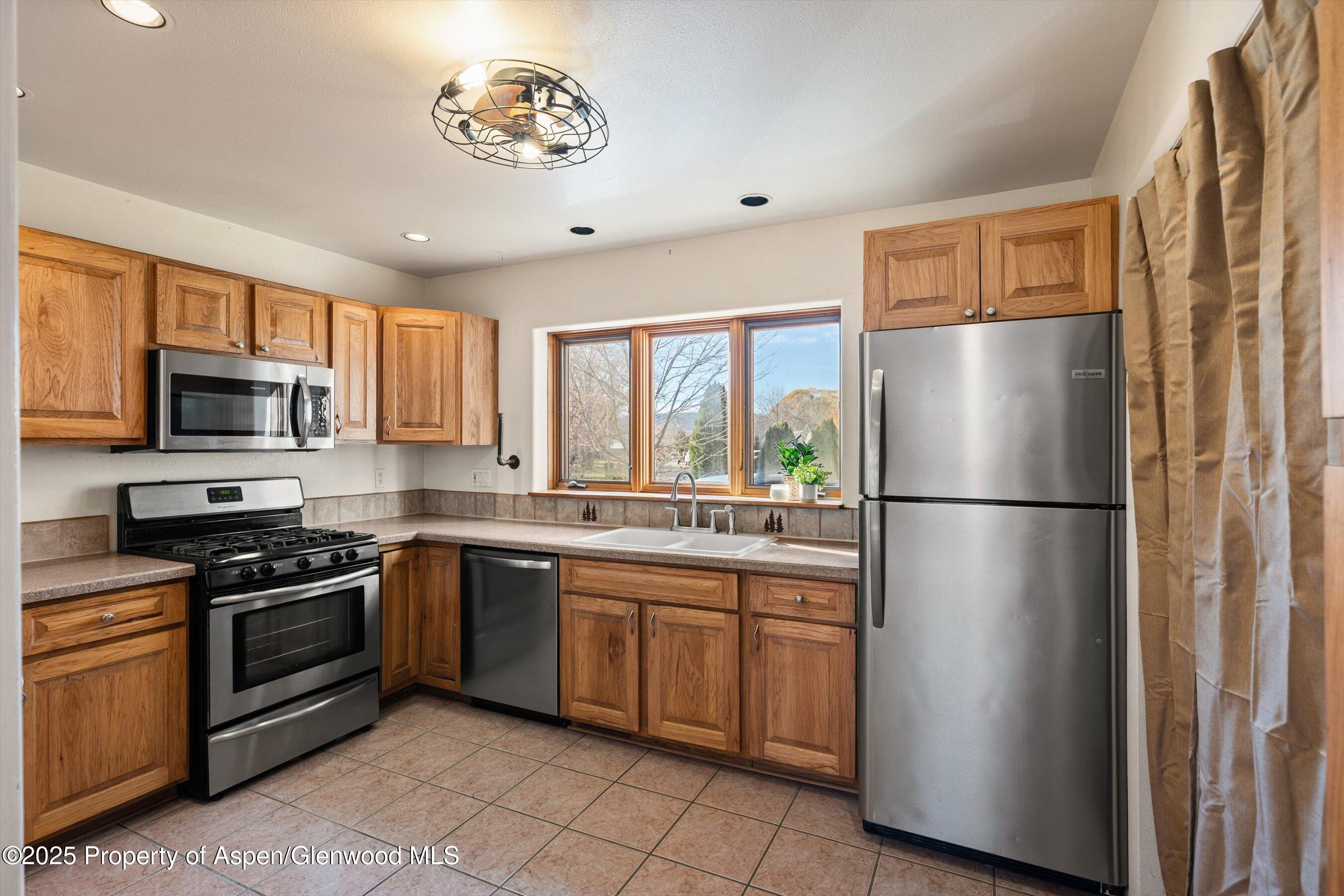 330 Cottonwood Drive Silt CO 81652