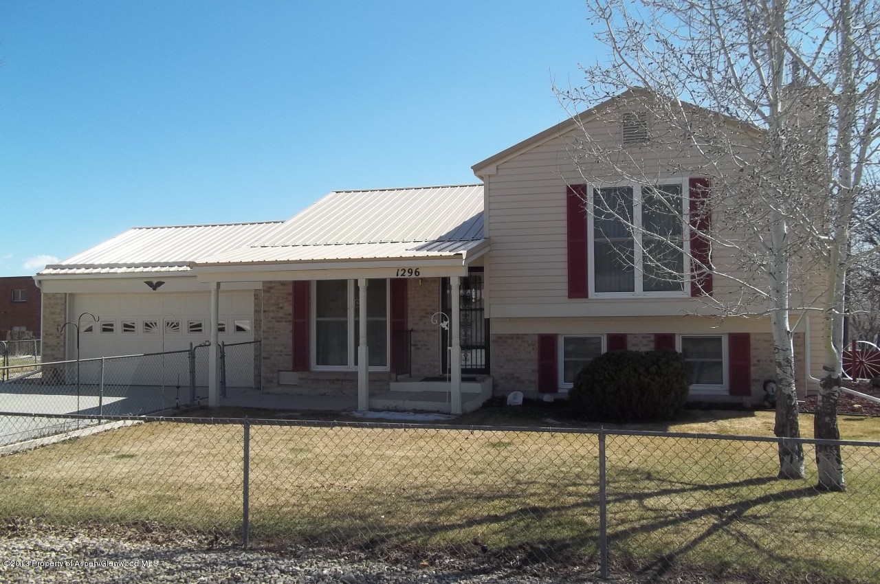 1296 Crest Drive Craig CO 81625