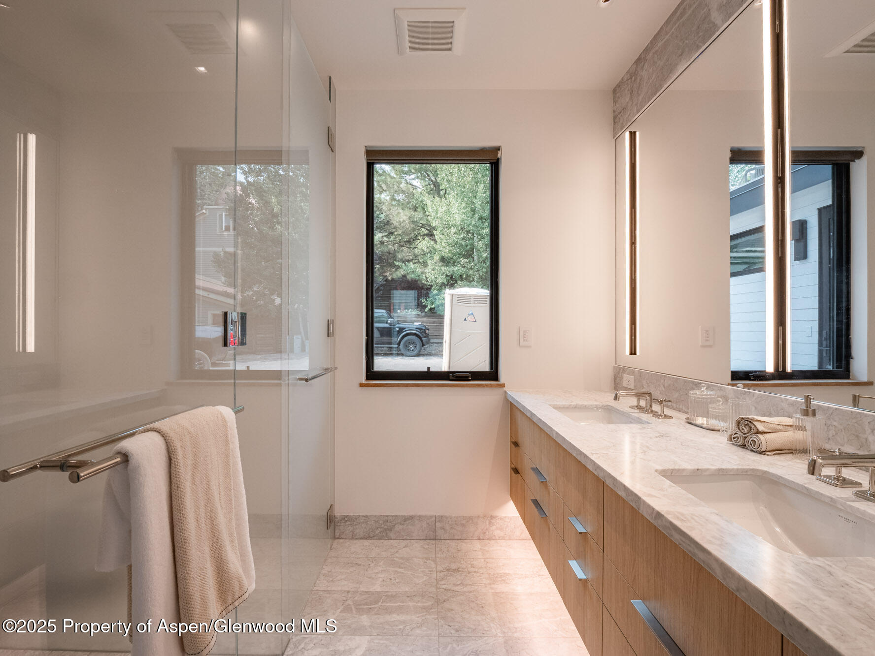 227 E Main Street Aspen CO 81611