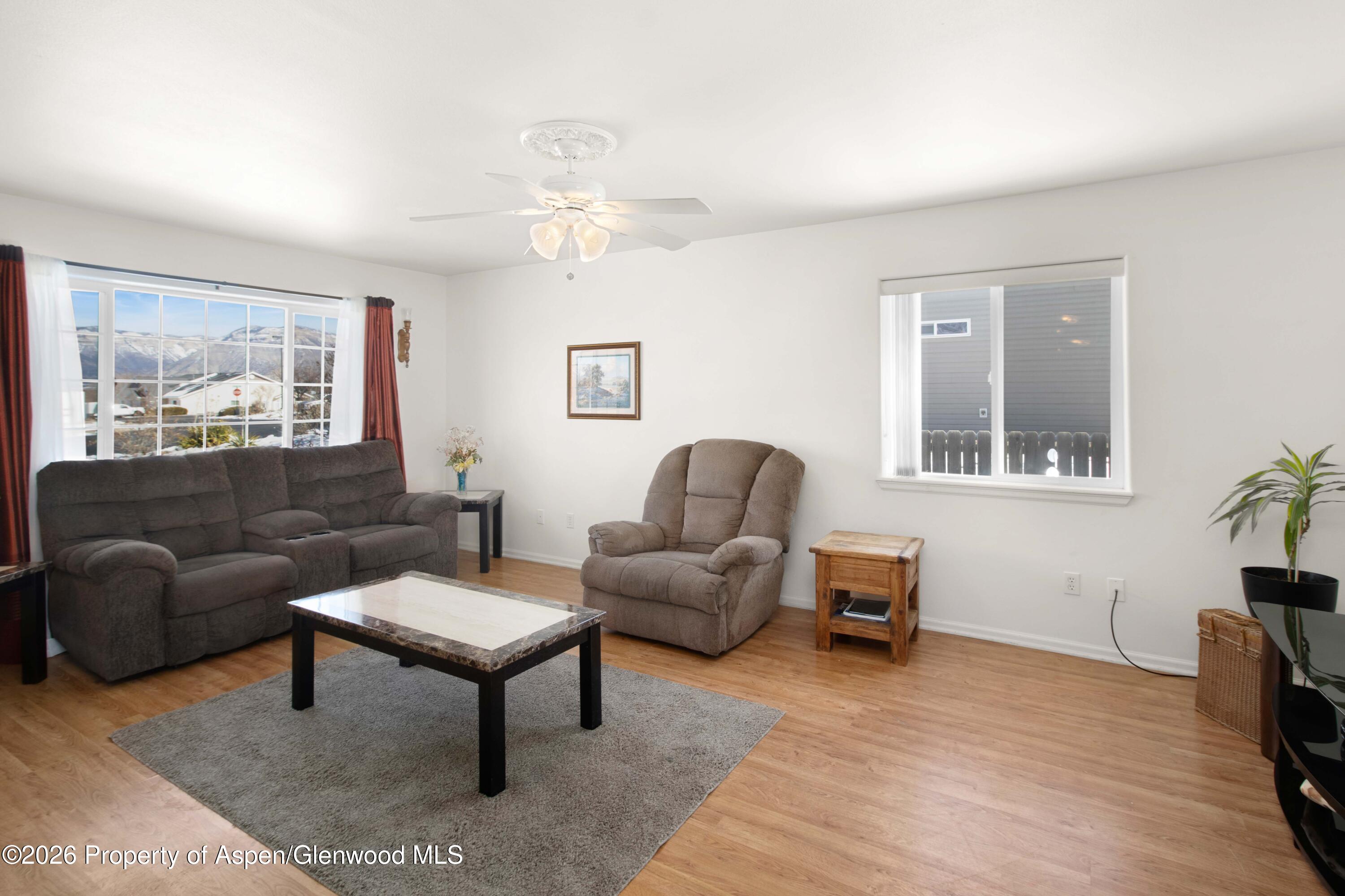 256 Cliff View Circle Parachute CO 81635