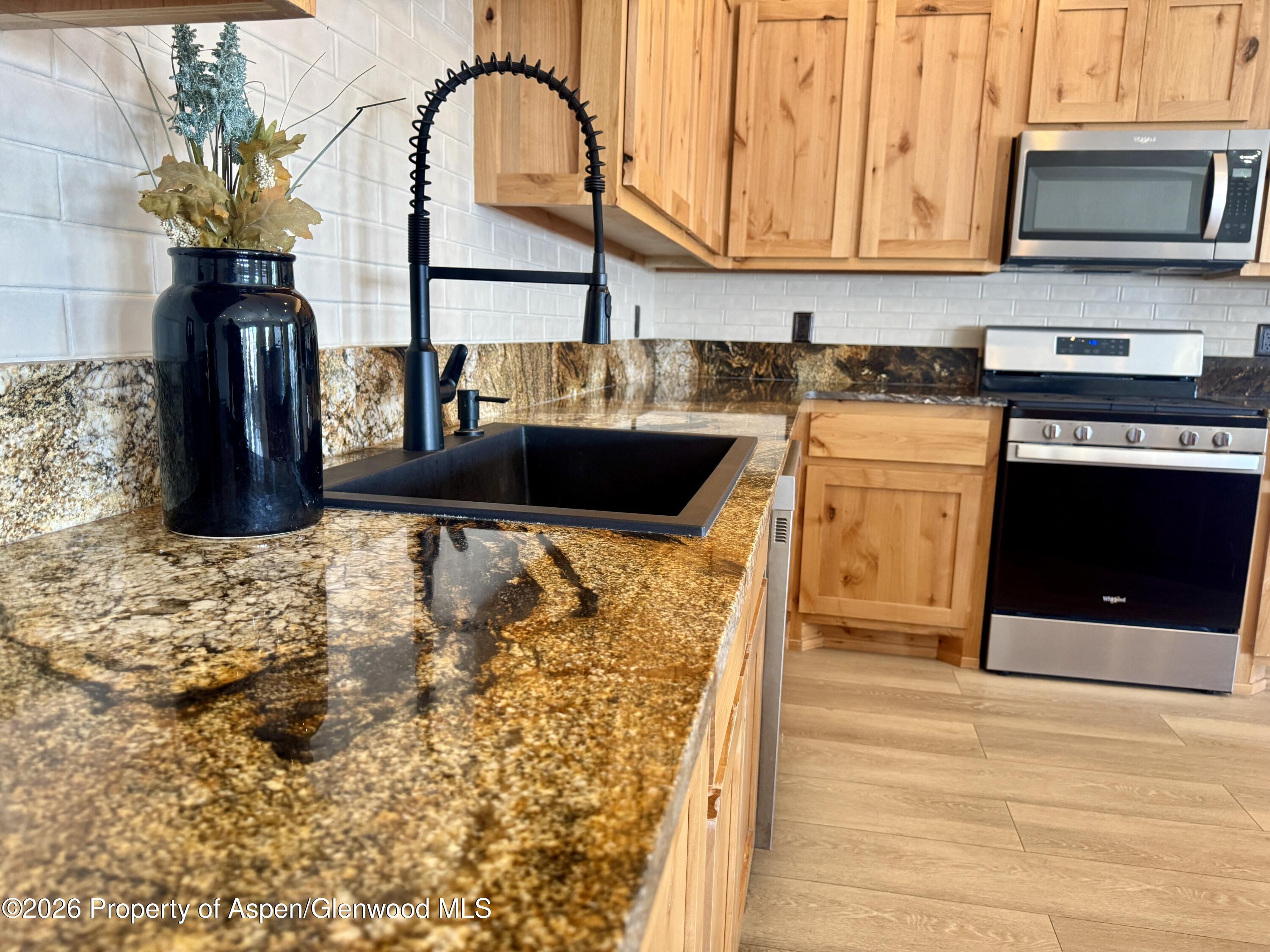 1287 Market Street Meeker CO 81641