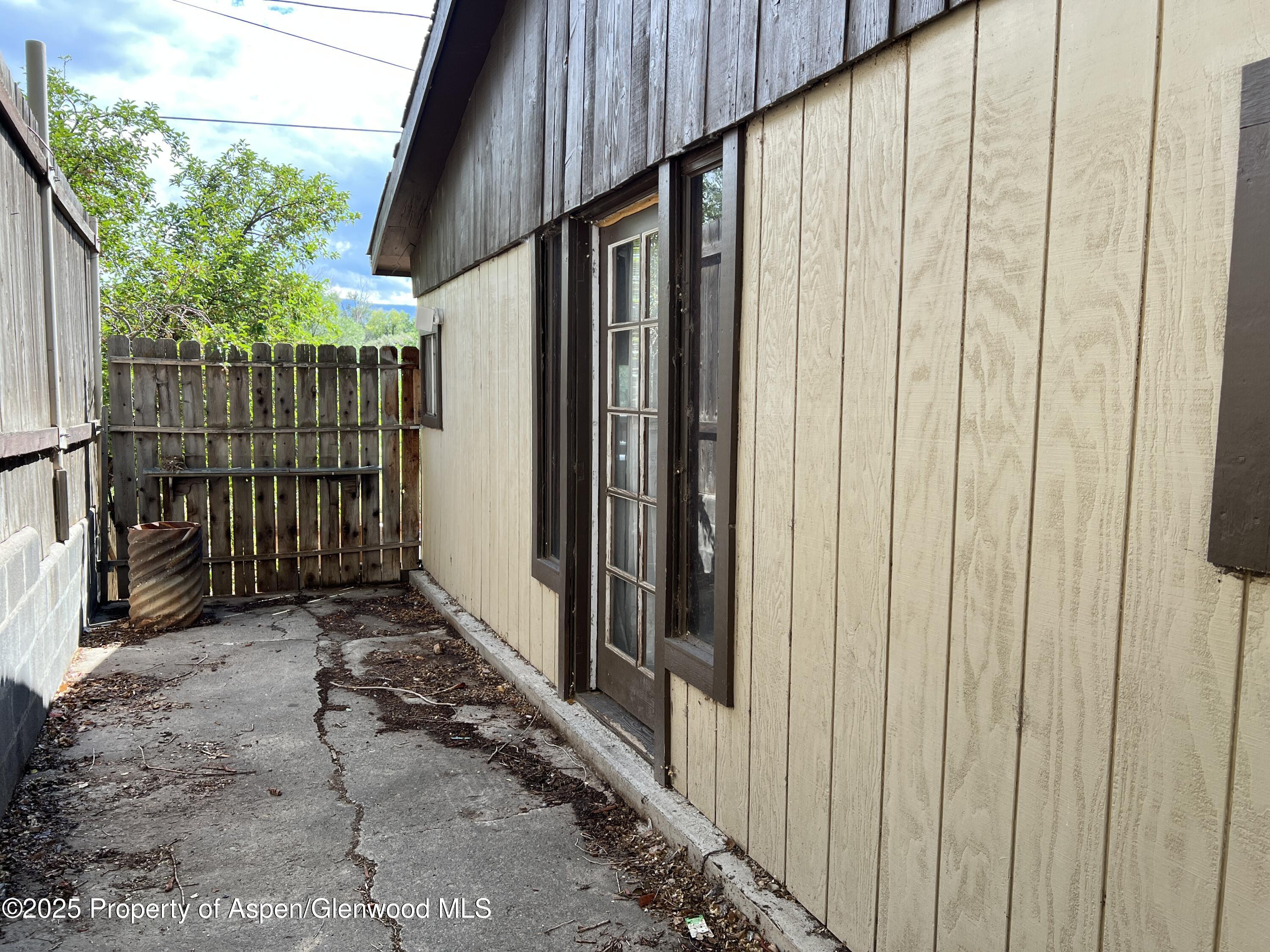 420 W 16th Street Rifle CO 81650