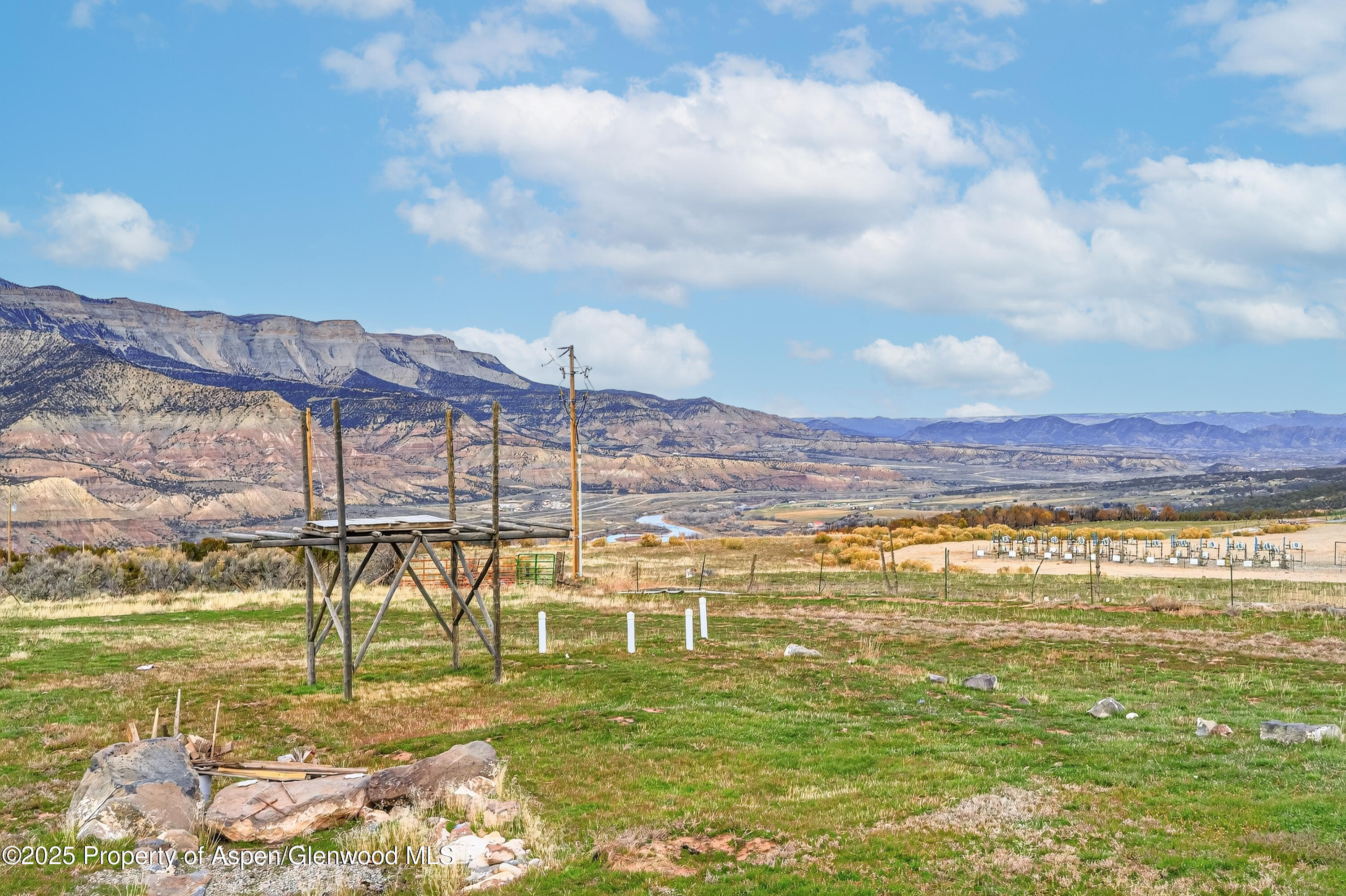 3747 301 County Road Parachute CO 81635