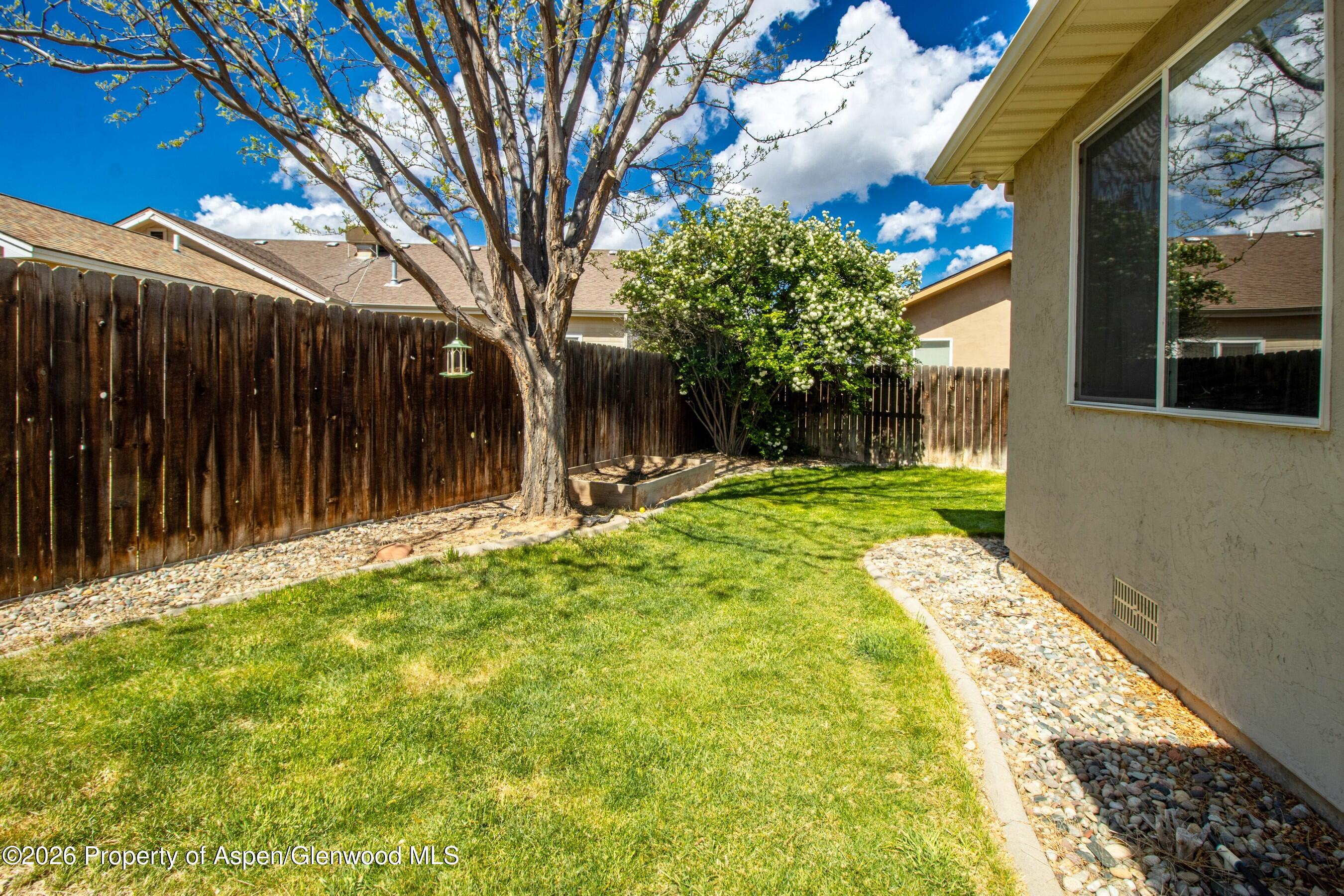24 Promontory Place Parachute CO 81635