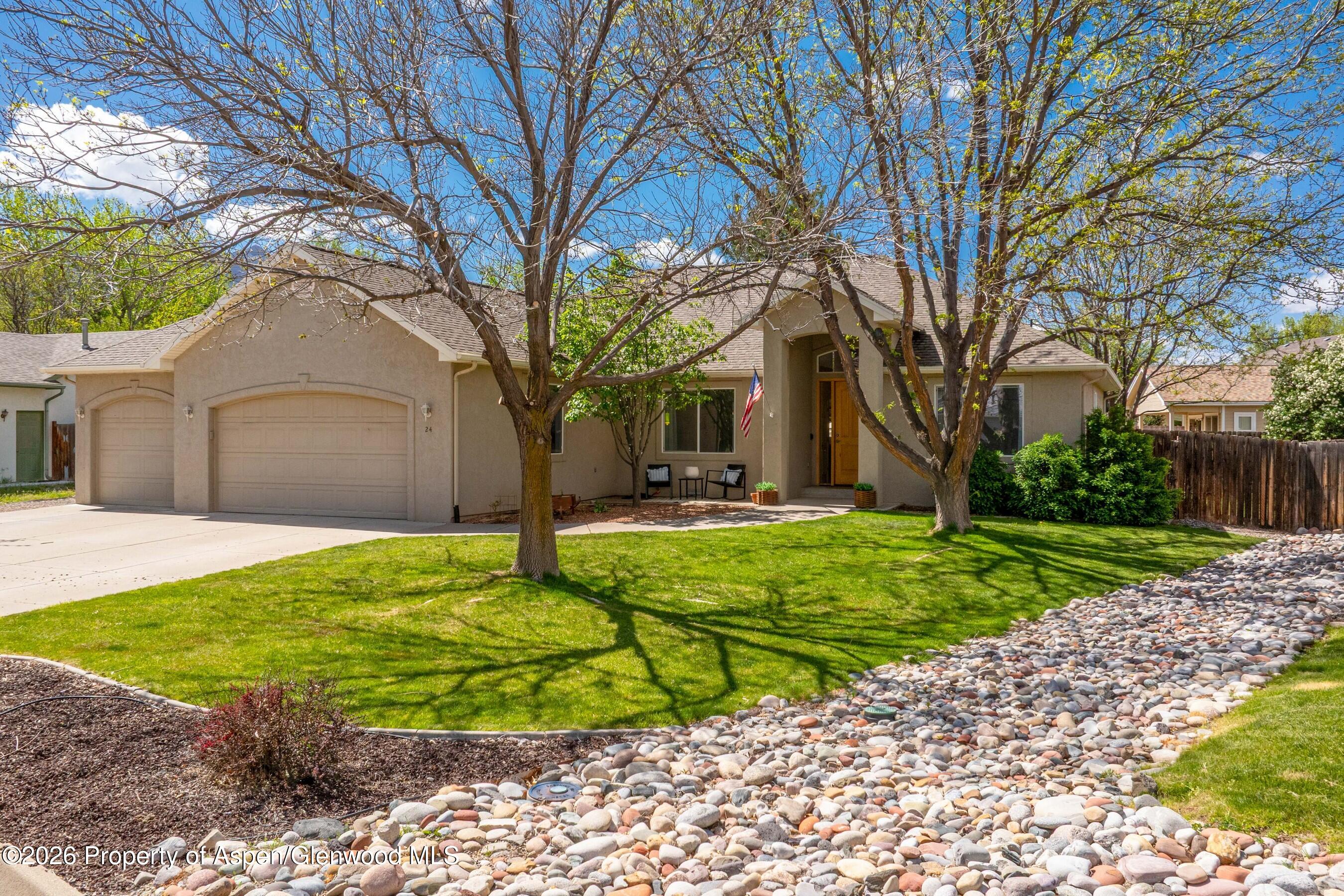 24 Promontory Place Parachute CO 81635