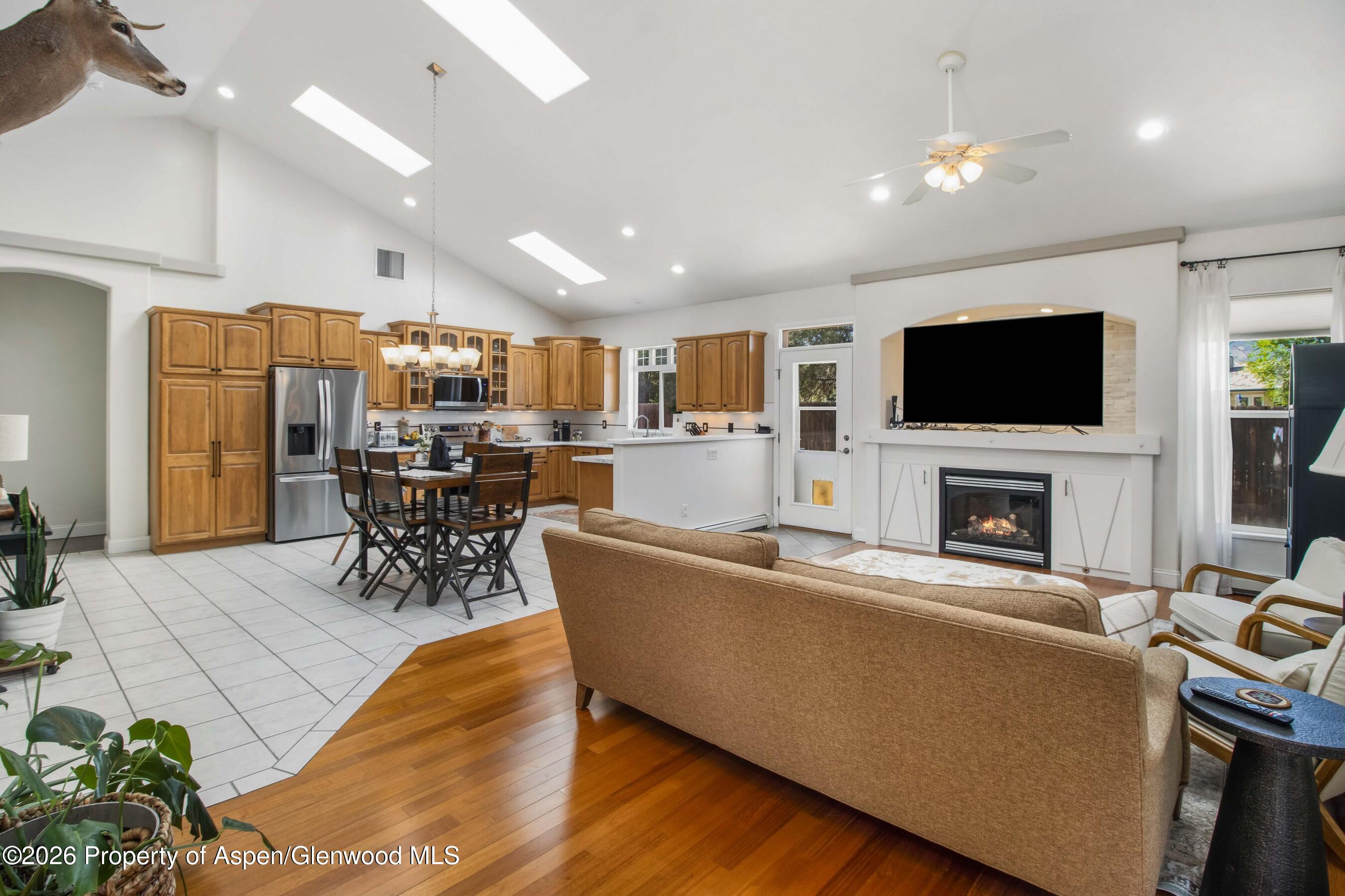 24 Promontory Place Parachute CO 81635