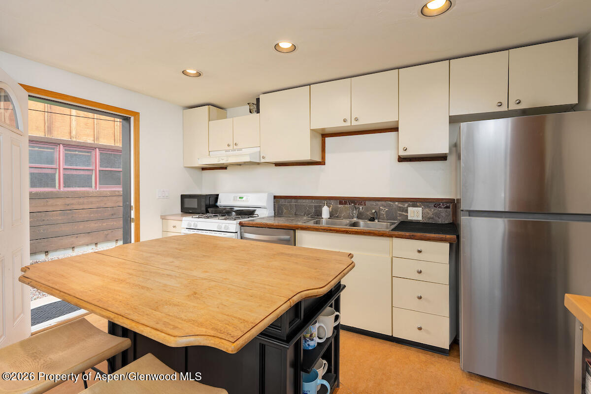 680 Lincoln Avenue Carbondale CO 81623