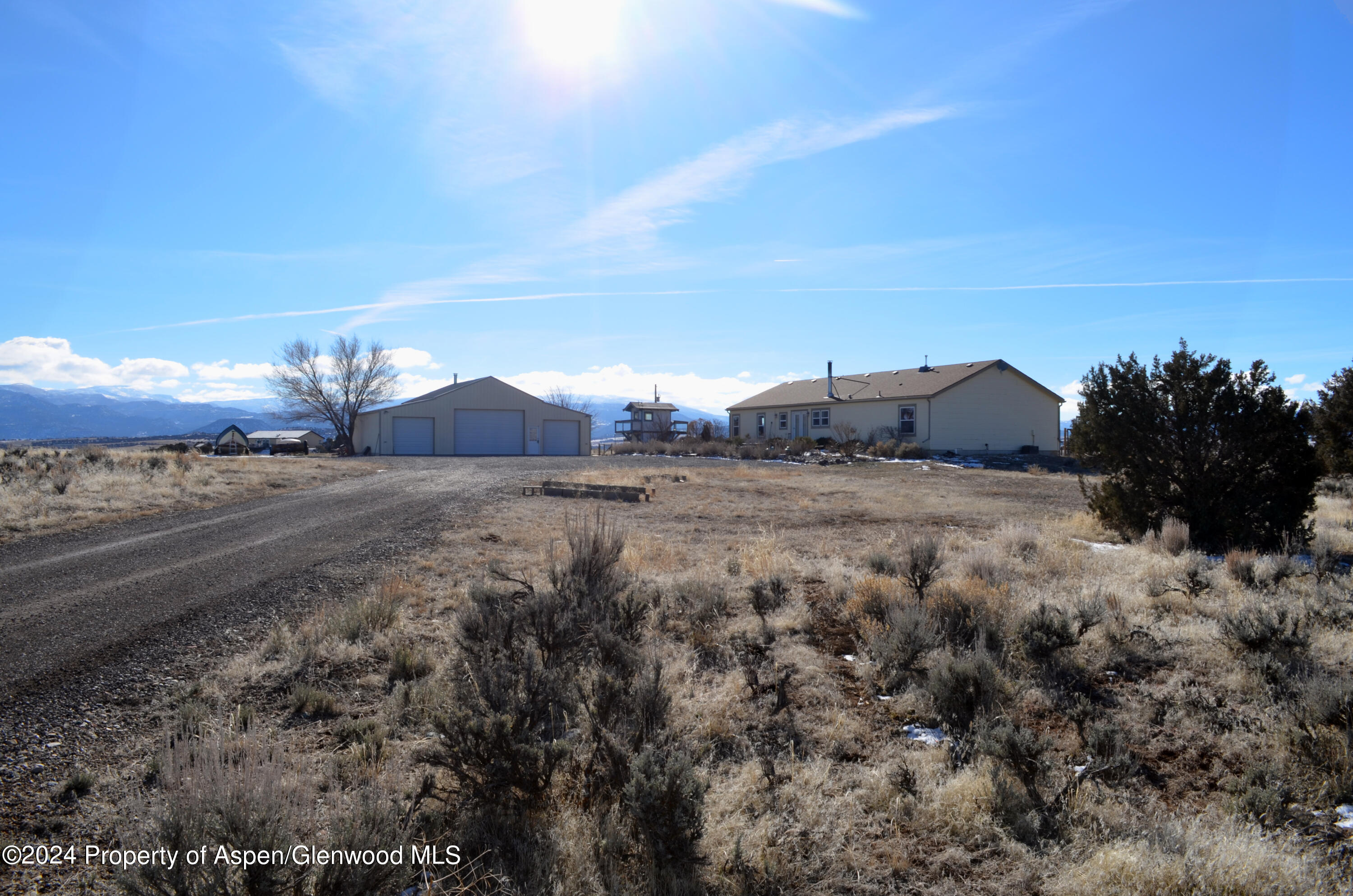 939 Chairbar Road Silt CO 81652