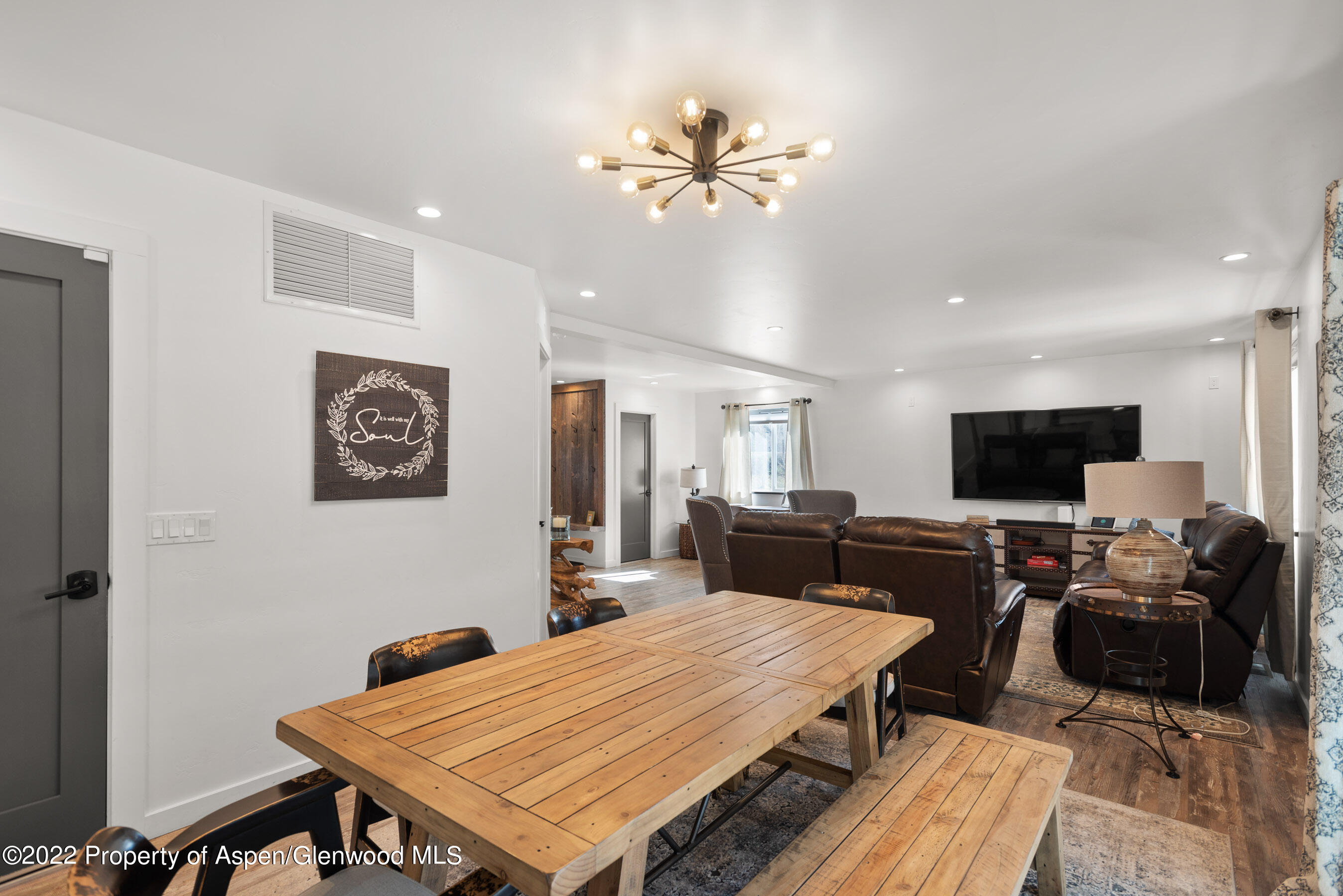 58 Surrey Street Carbondale CO 81623