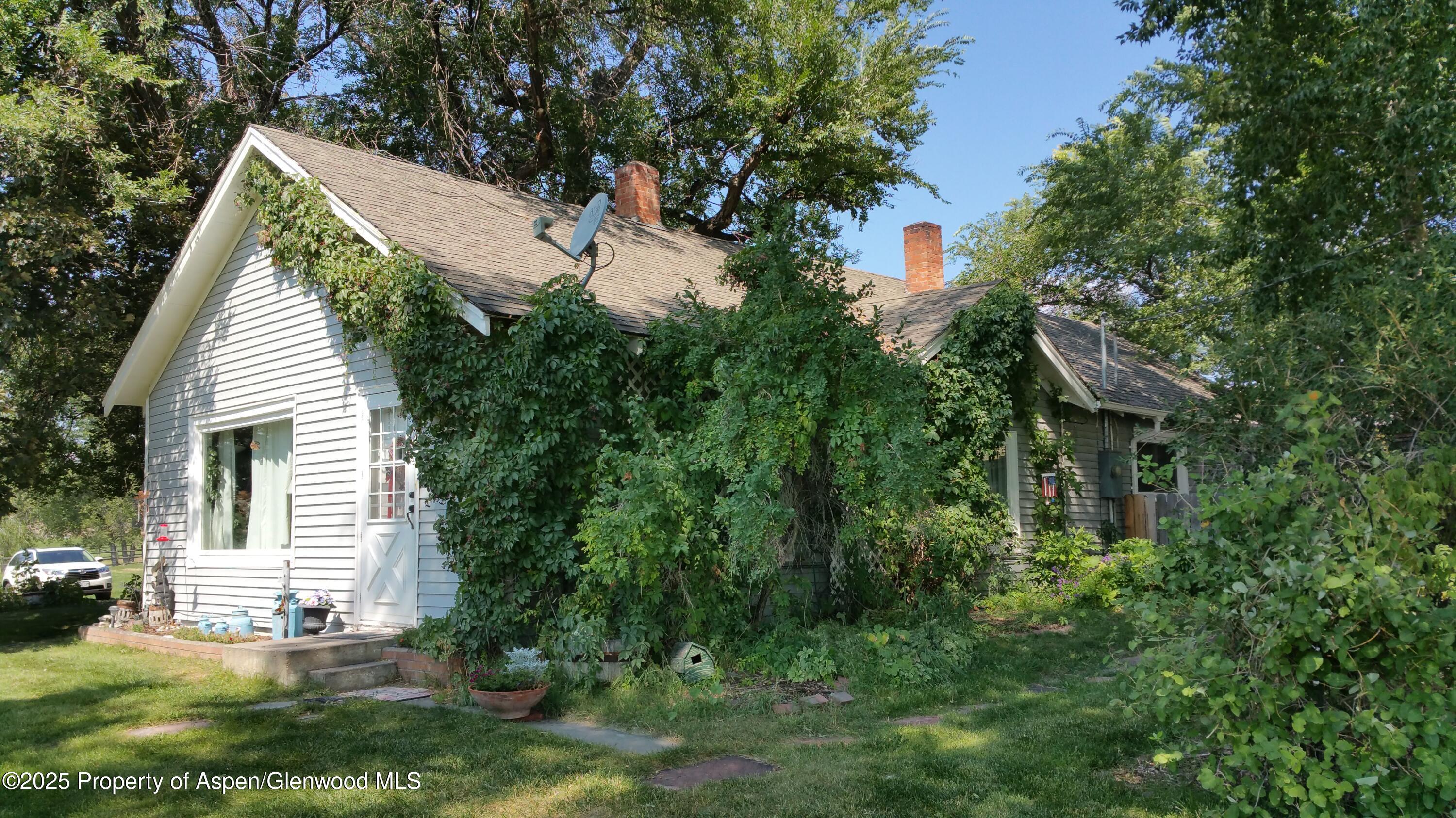 4243 Peach Valley Road Silt CO 81652