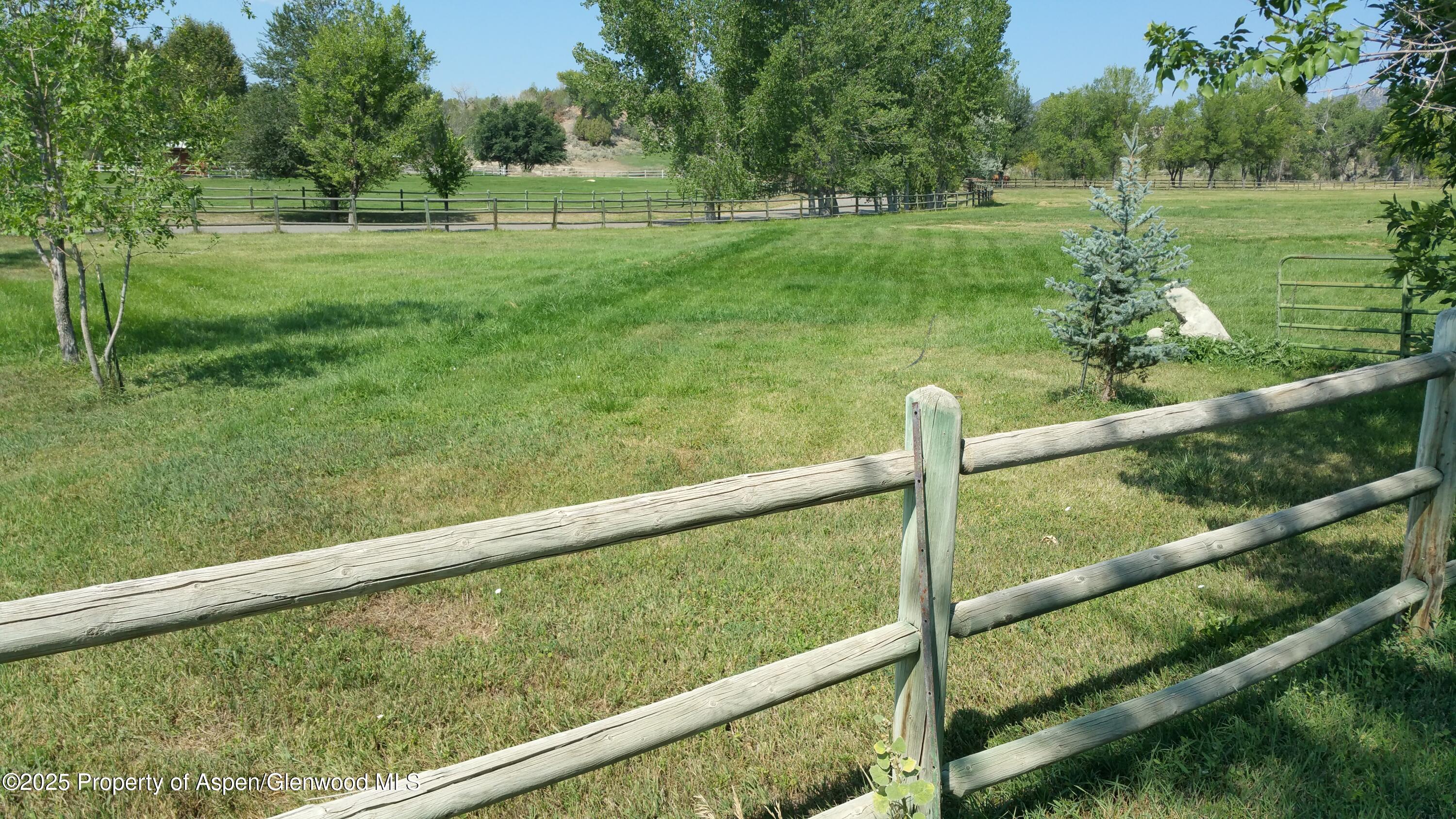 4243 Peach Valley Road Silt CO 81652