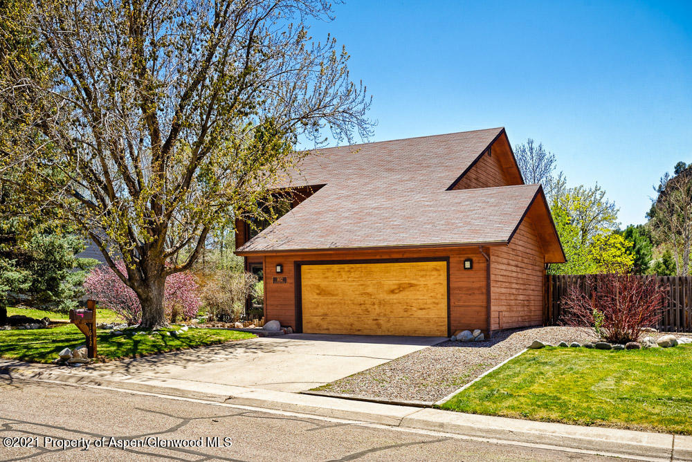 1612 Greystone Drive Carbondale CO 81623