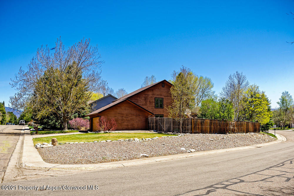 1612 Greystone Drive Carbondale CO 81623