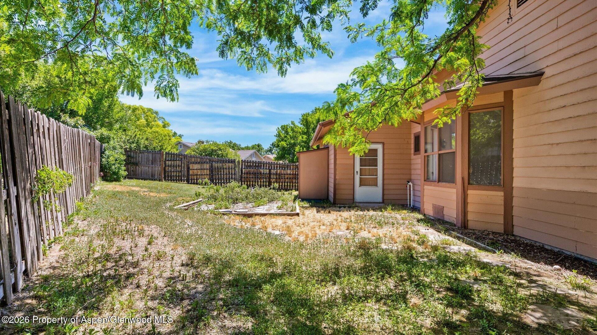67 Holly Way Parachute CO 81635