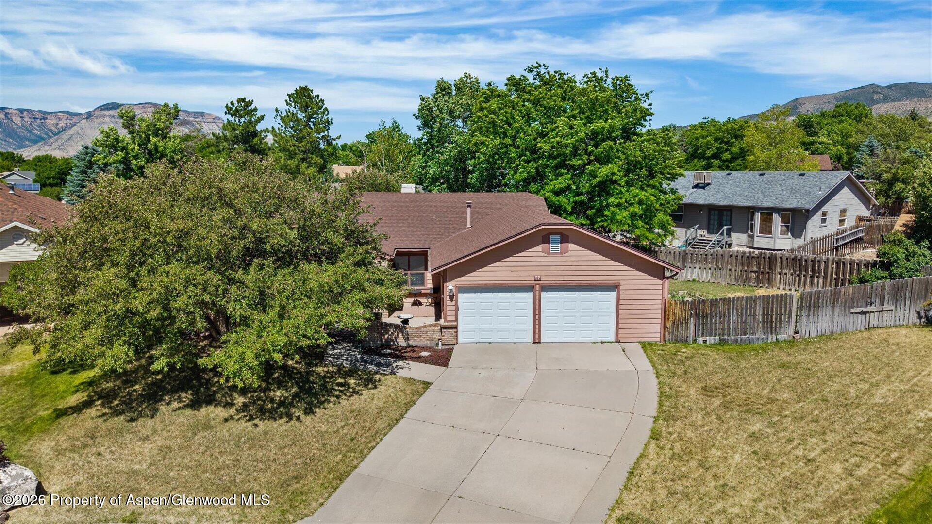 67 Holly Way Parachute CO 81635
