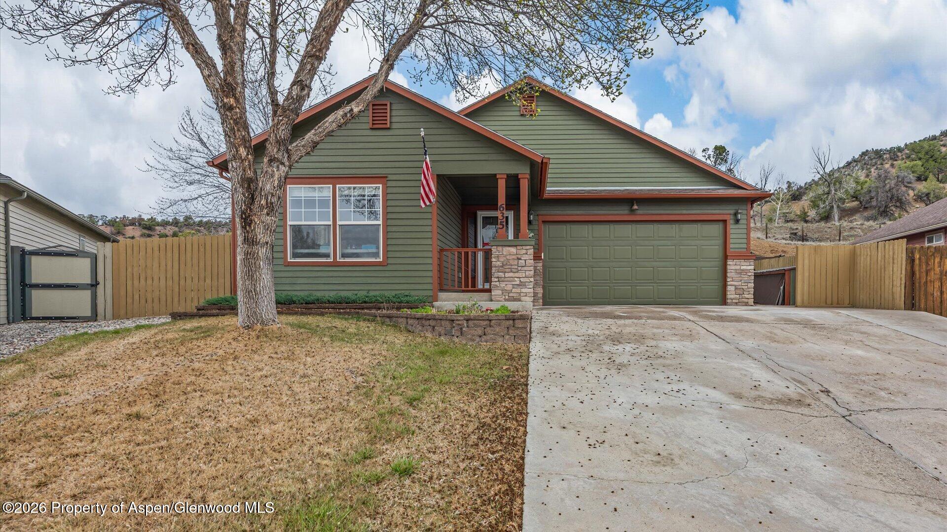 635 Lariat Loop New Castle CO 81647