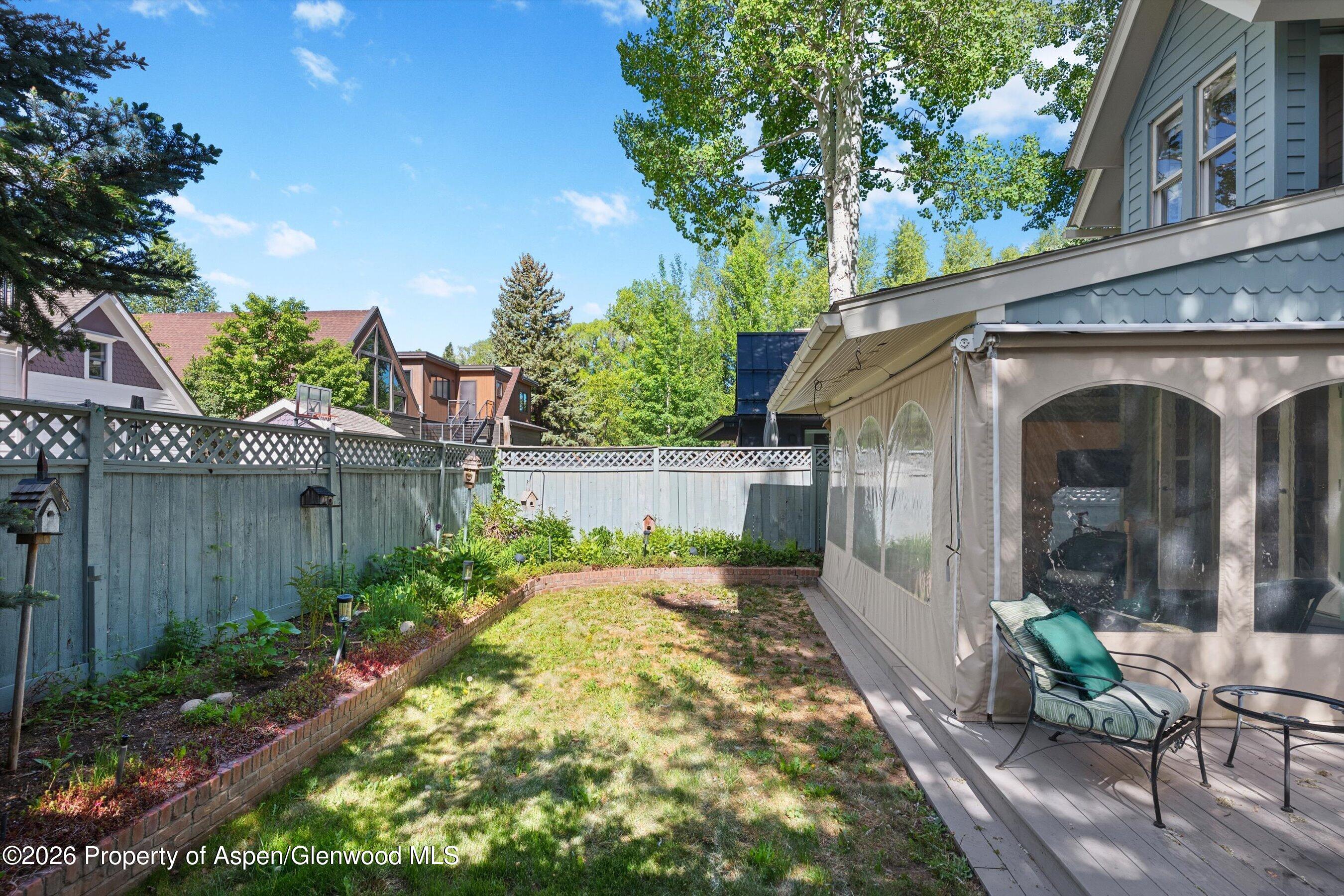715 W Smuggler Street Aspen CO 81611