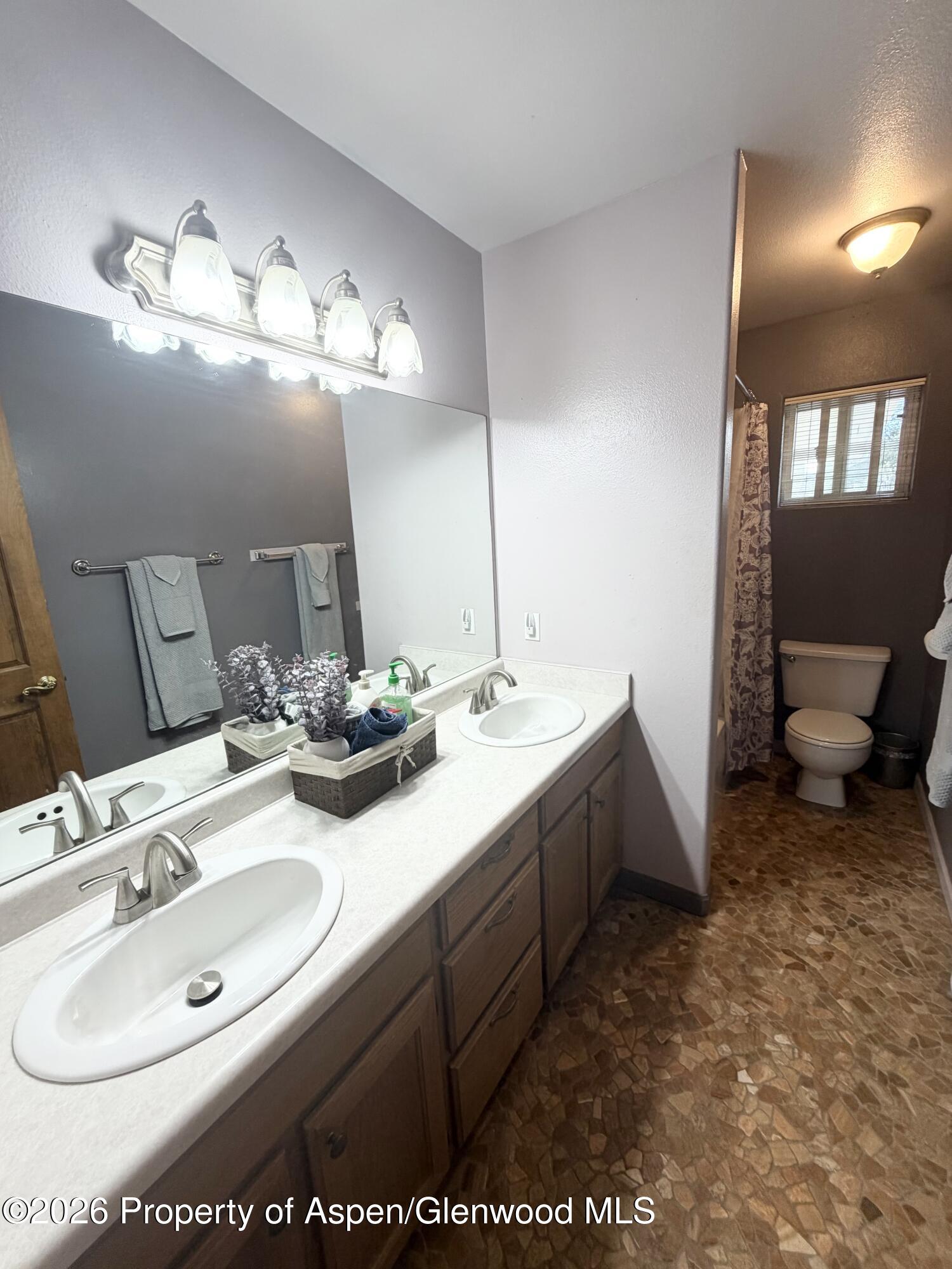 918 Edelweiss Court Rifle CO 81650