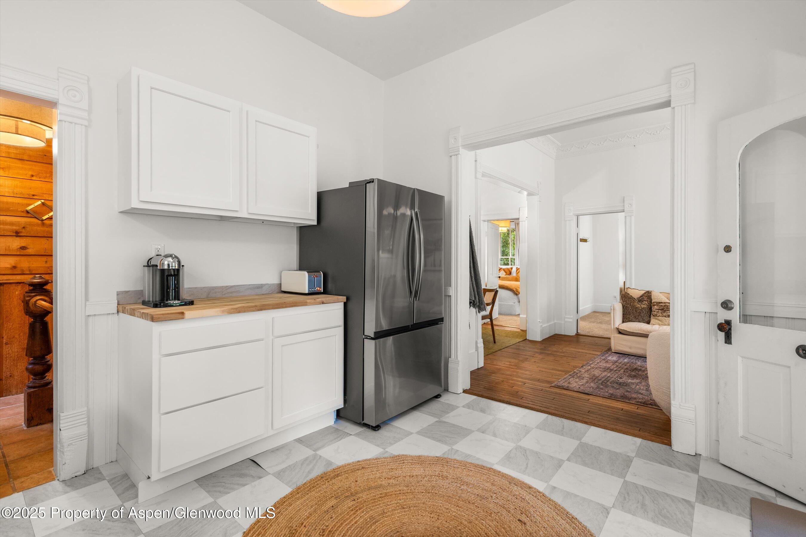 406 W Smuggler Street Aspen CO 81611