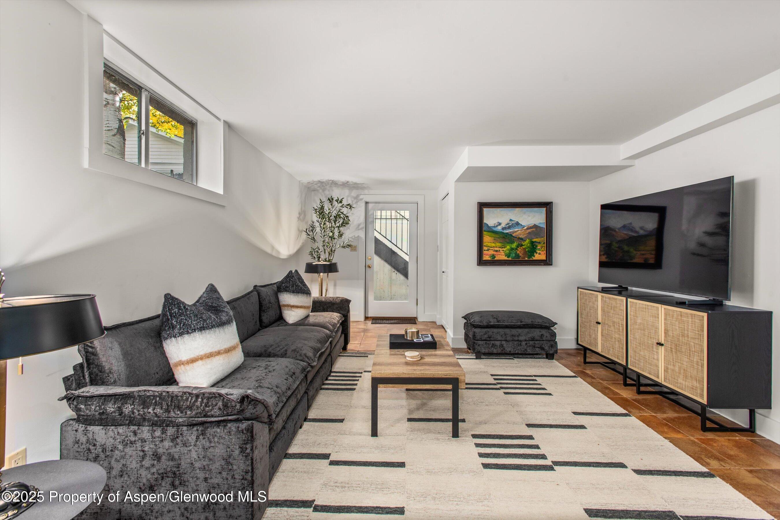 406 W Smuggler Street Aspen CO 81611