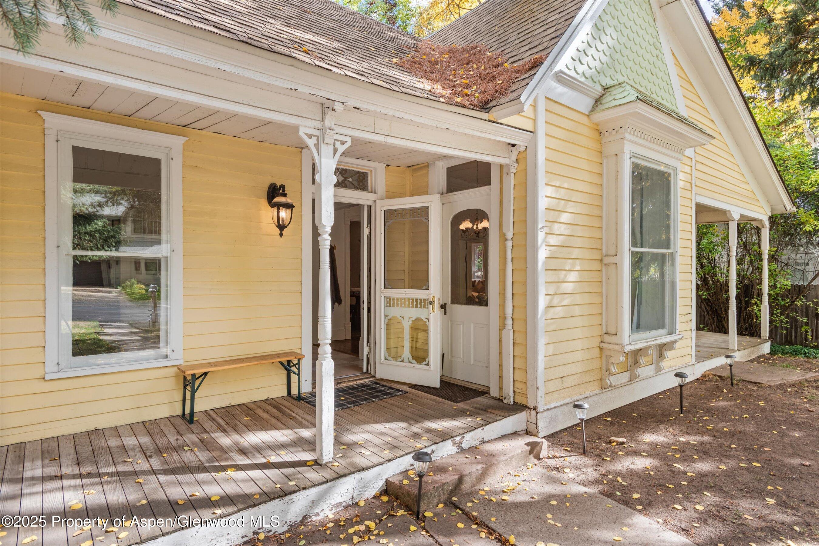 406 W Smuggler Street Aspen CO 81611