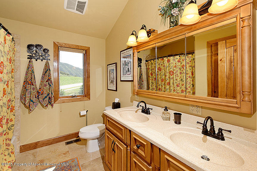 289 Blackhawk Drive New Castle CO 81647