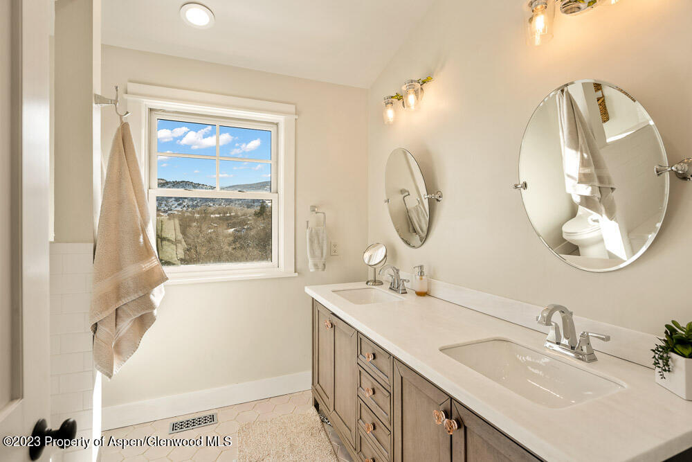 751 Van Dorn Glenwood Springs CO 81601