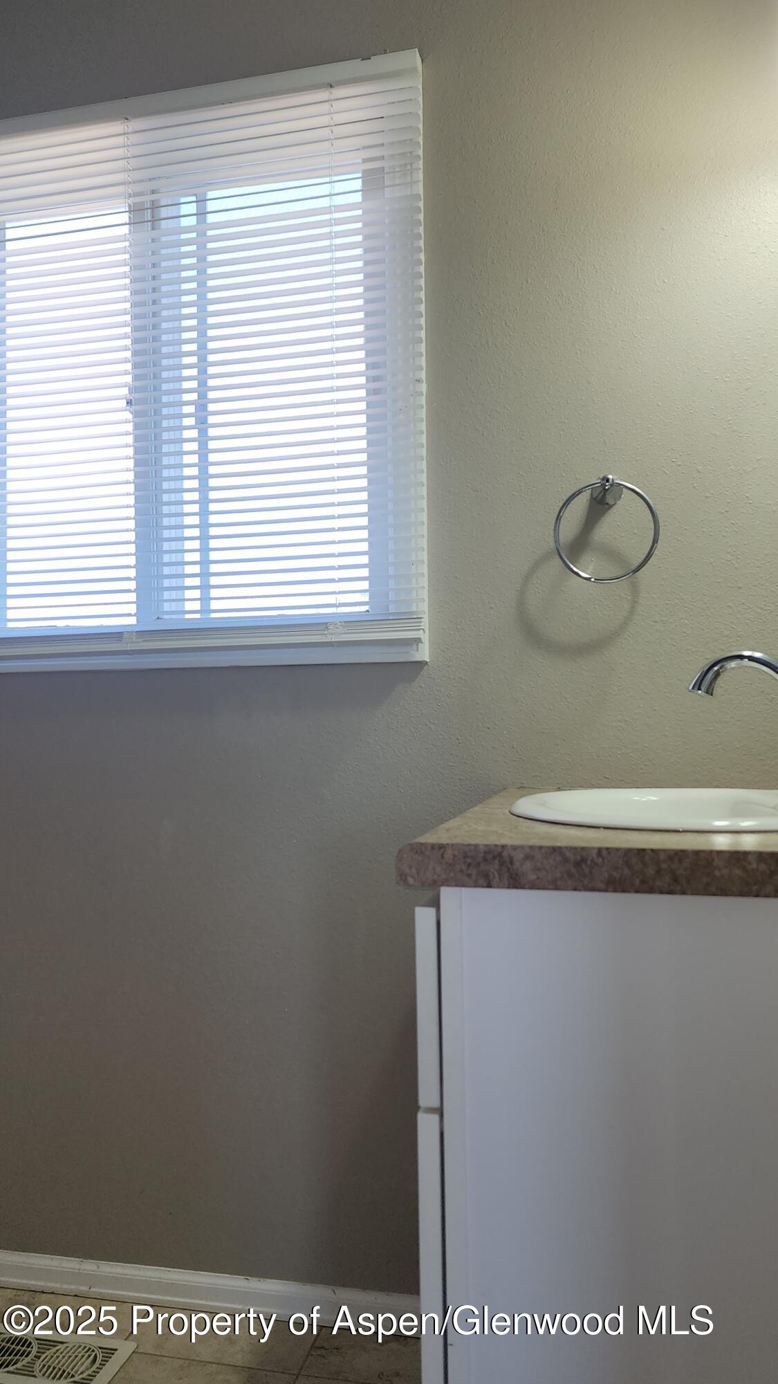 3863 W 6th Craig CO 81625