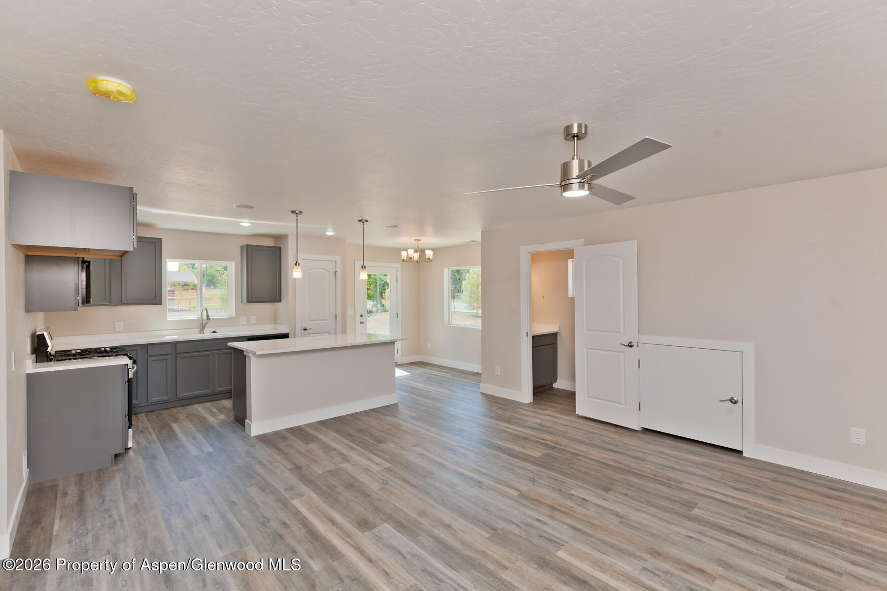 295 W 30th Street Rifle CO 81650