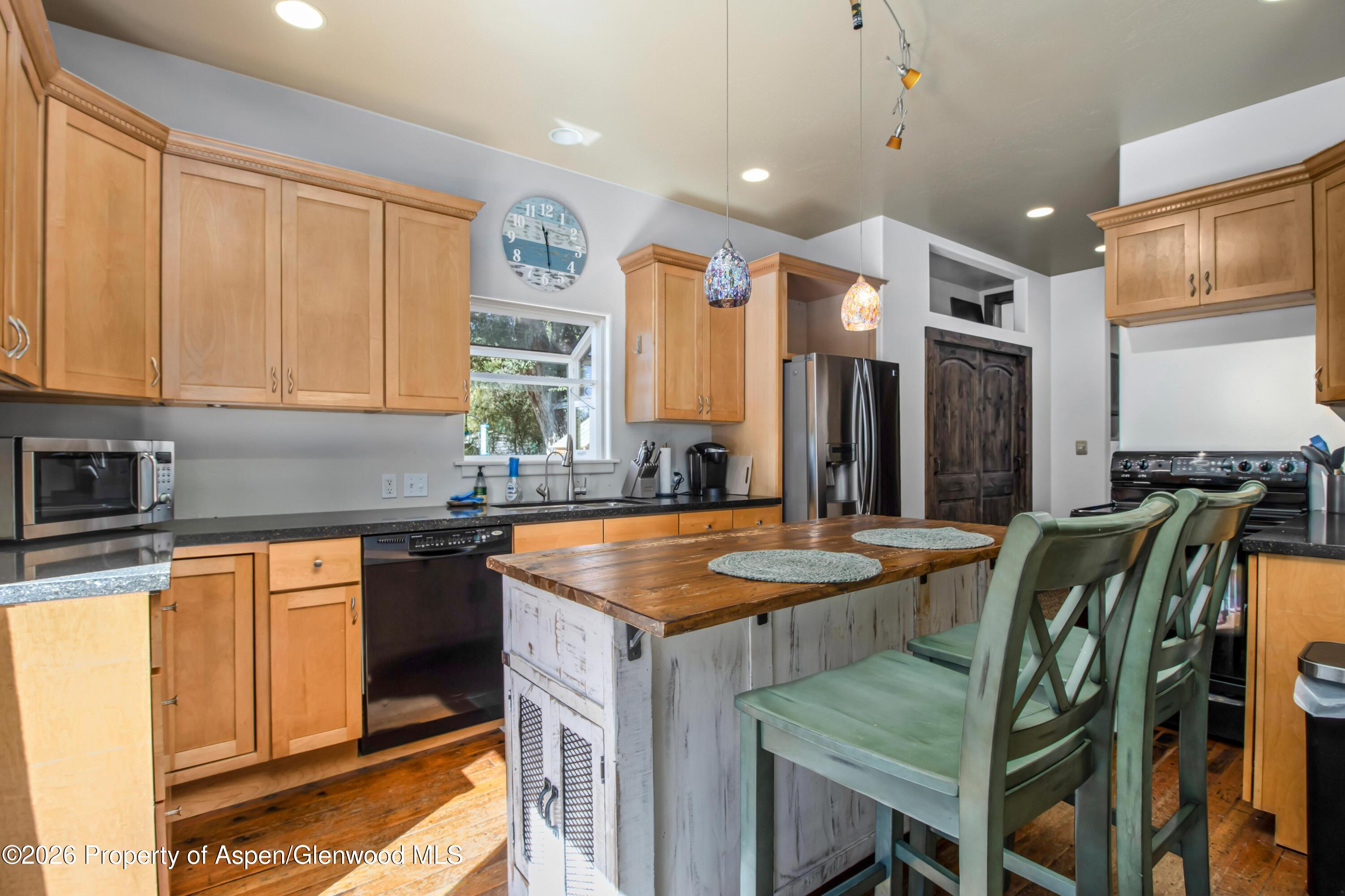 5813 County Road 214 New Castle CO 81647