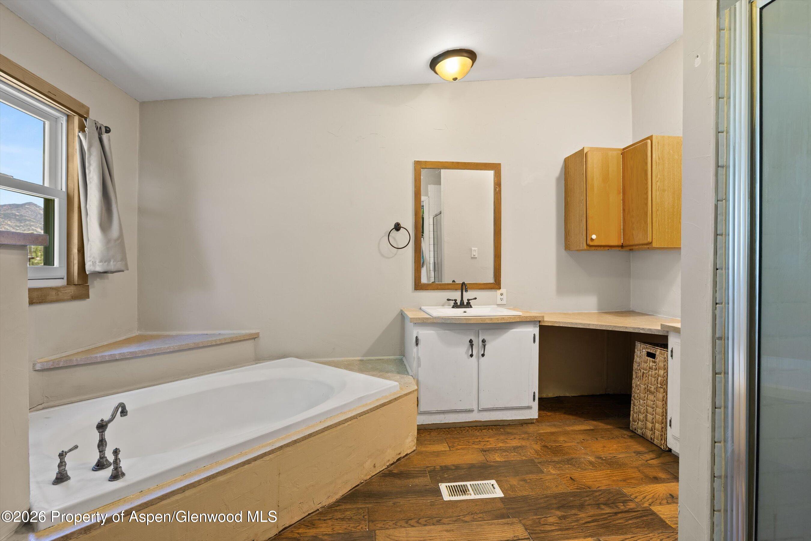 576 E Vista Drive Silt CO 81652