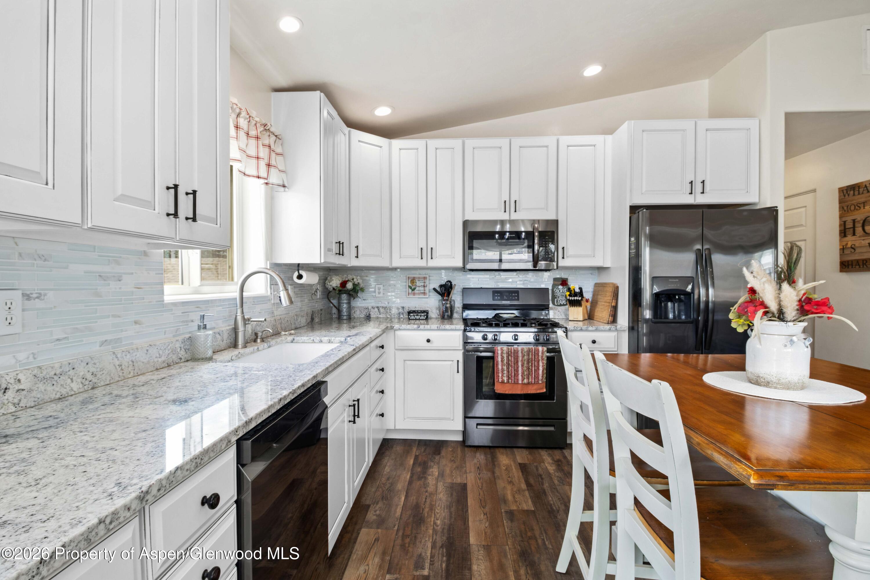 1717 Orchard Avenue Silt CO 81652