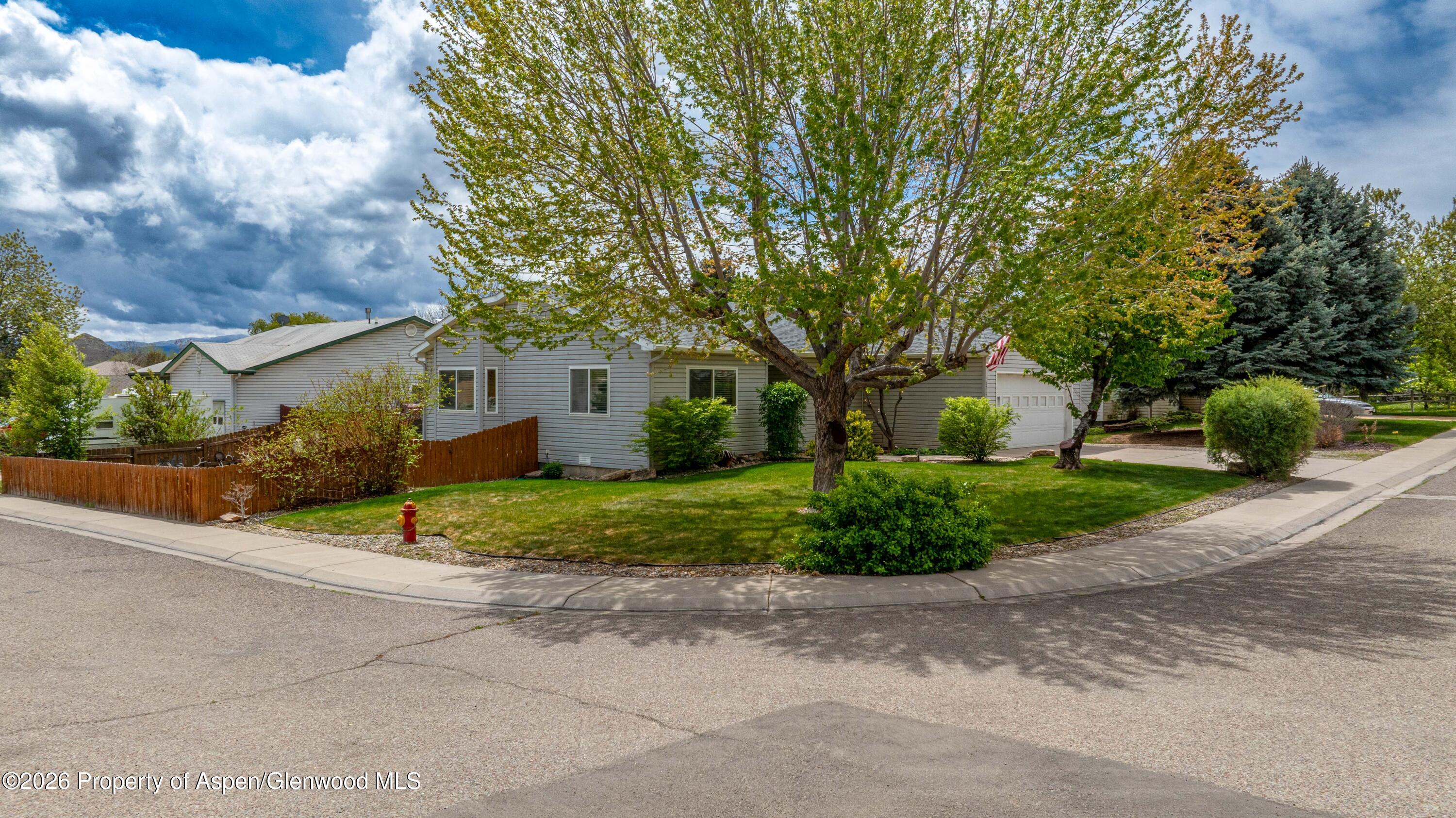 1717 Orchard Avenue Silt CO 81652