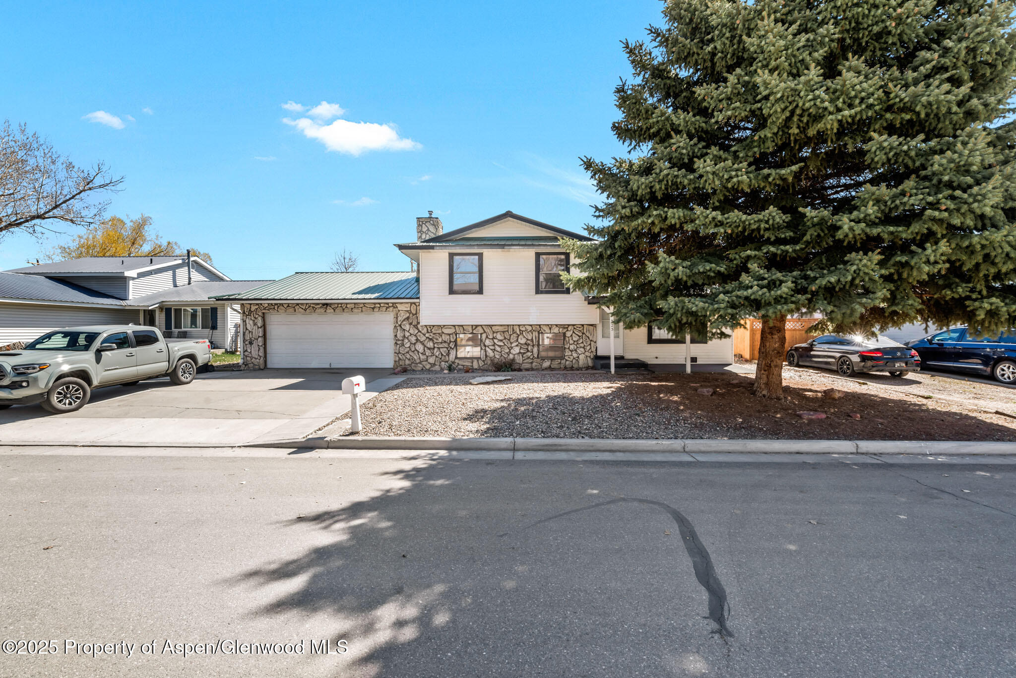 325 Apple Street Craig CO 81625